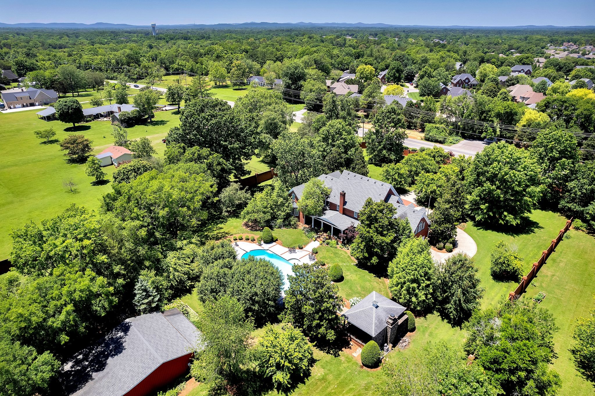 3018 North Thompson Lane