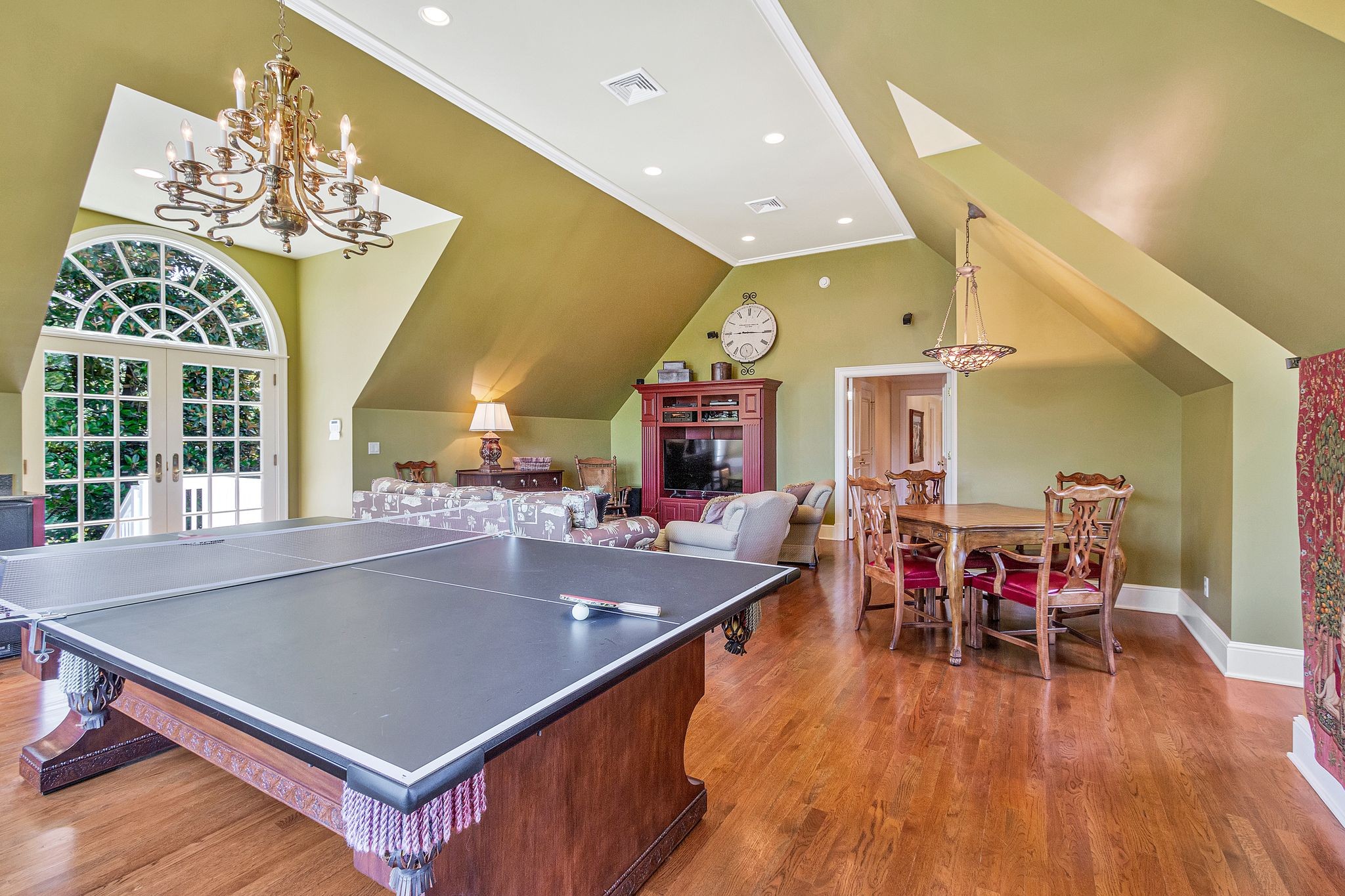 3018 North Thompson Lane