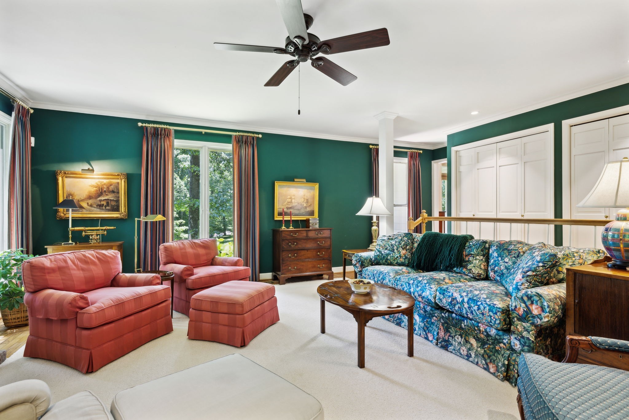 3927 New Highway 96, W