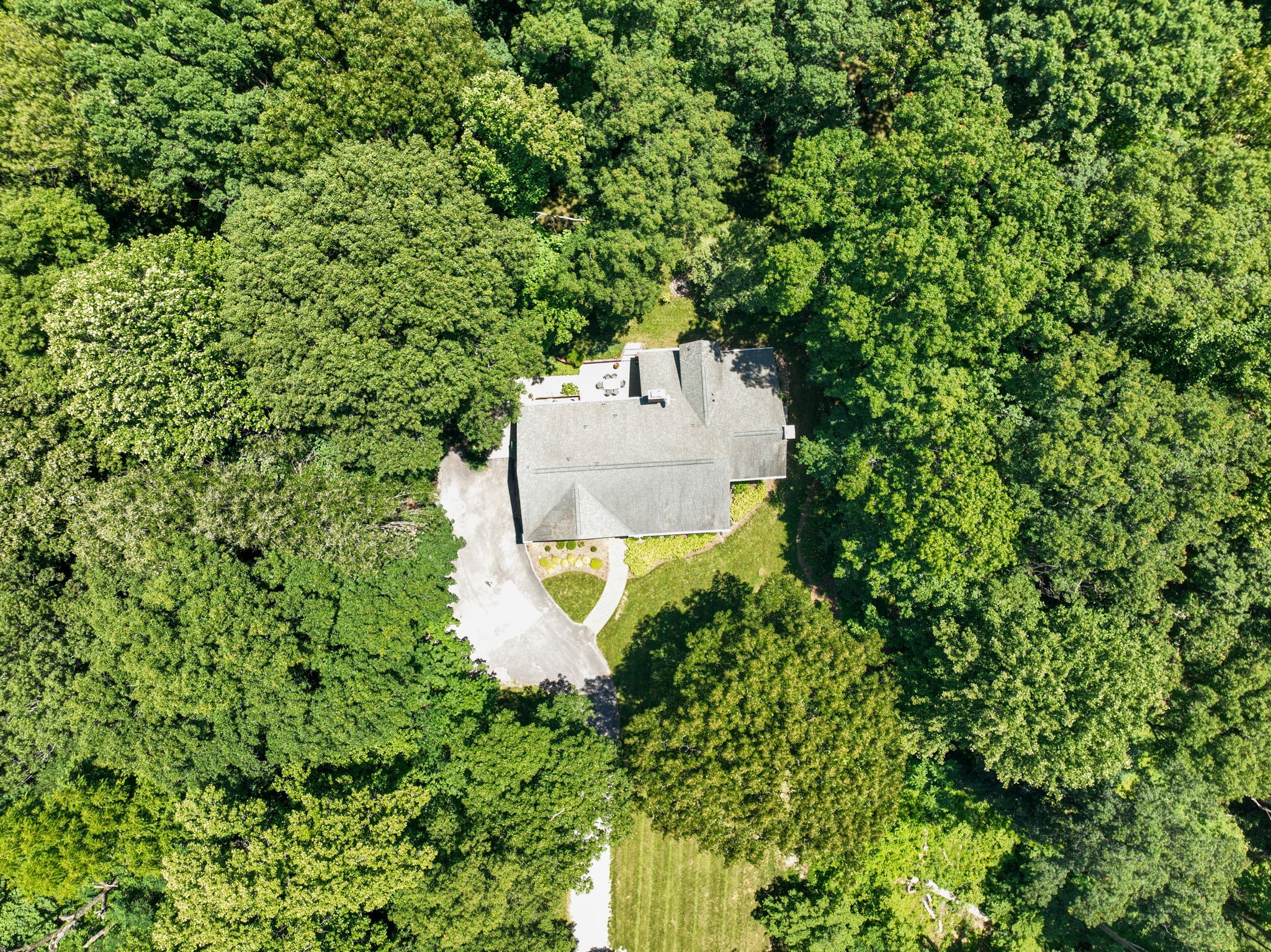 3927 New Highway 96, W