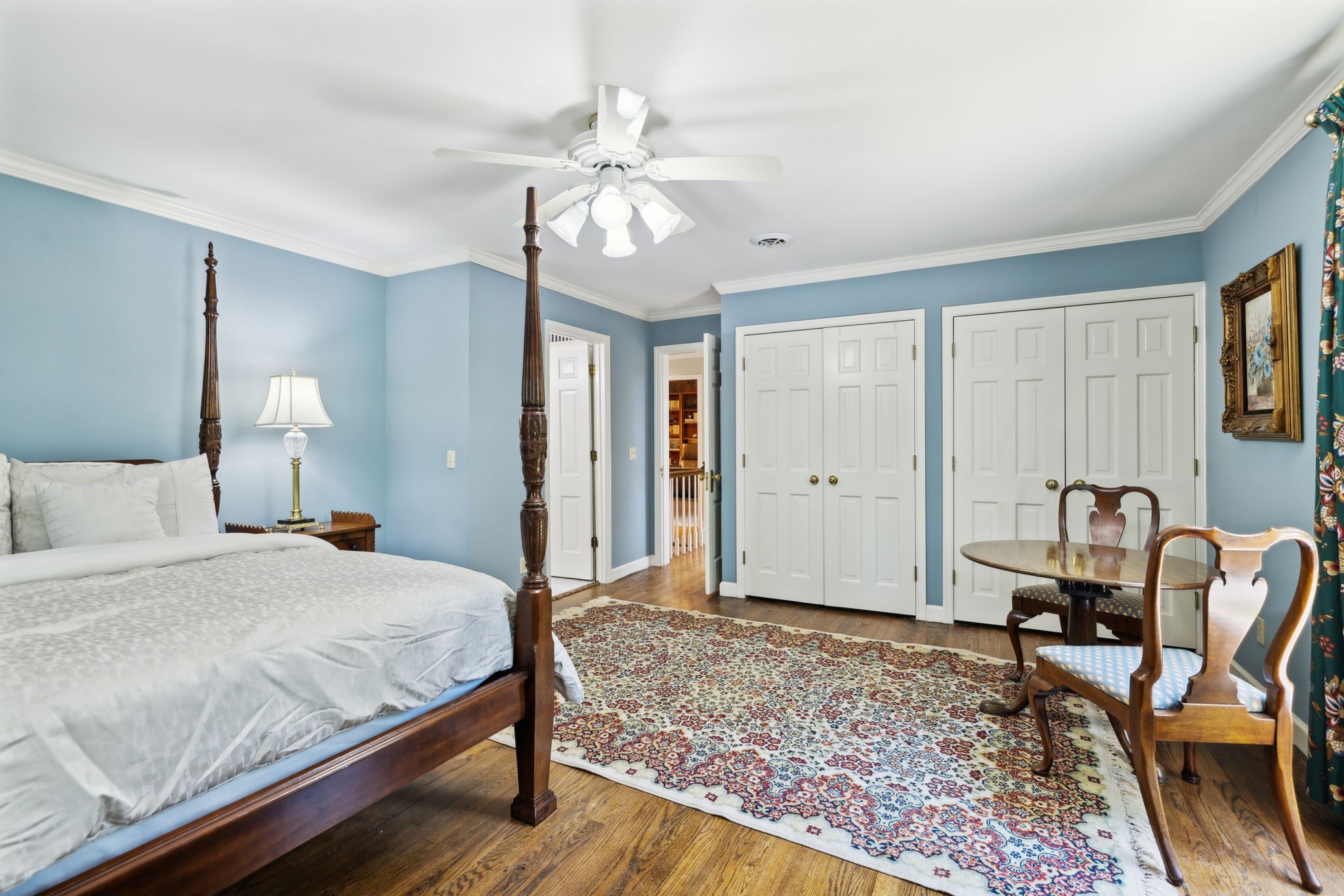 3927 New Highway 96, W