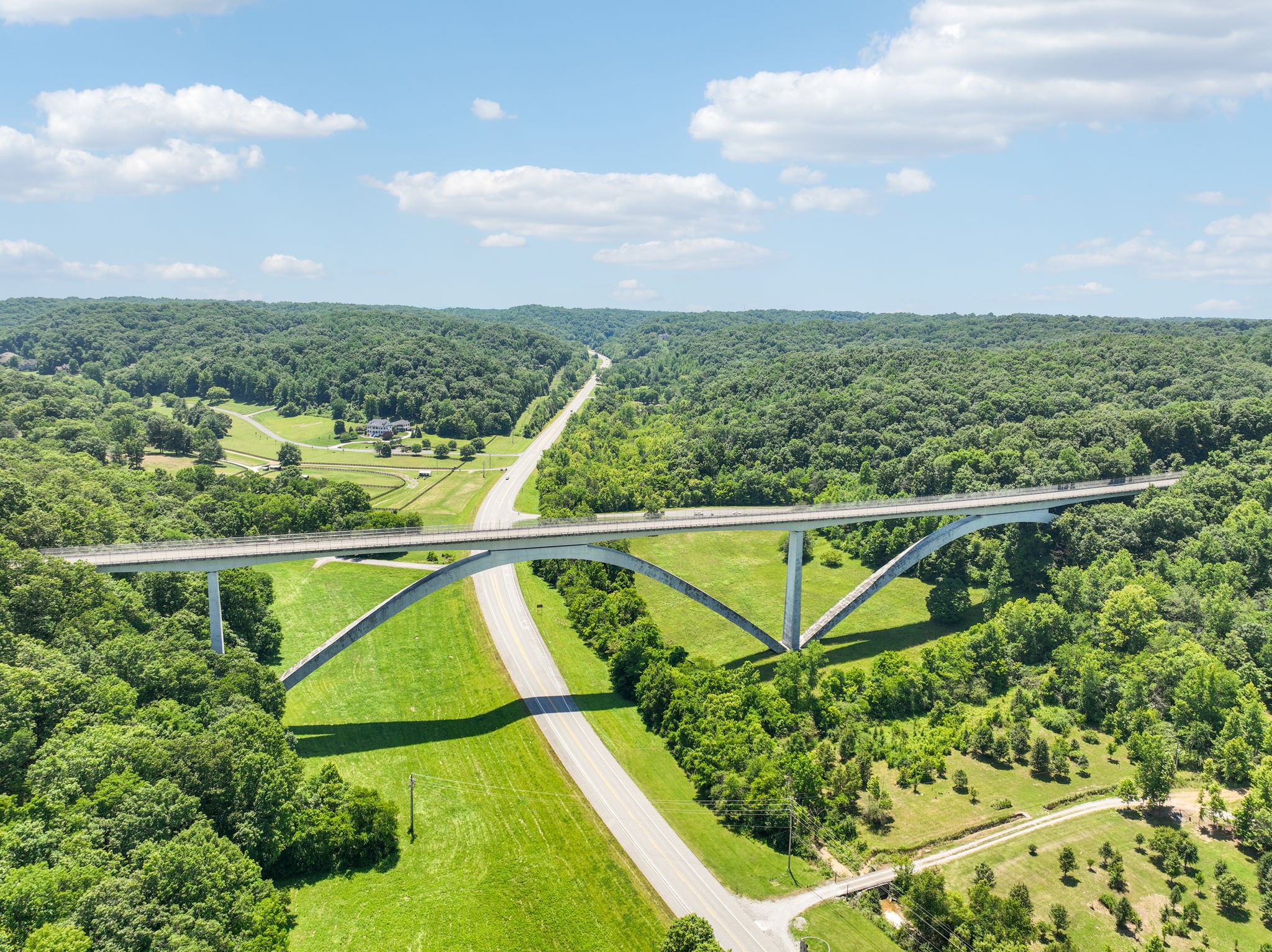 3927 New Highway 96, W