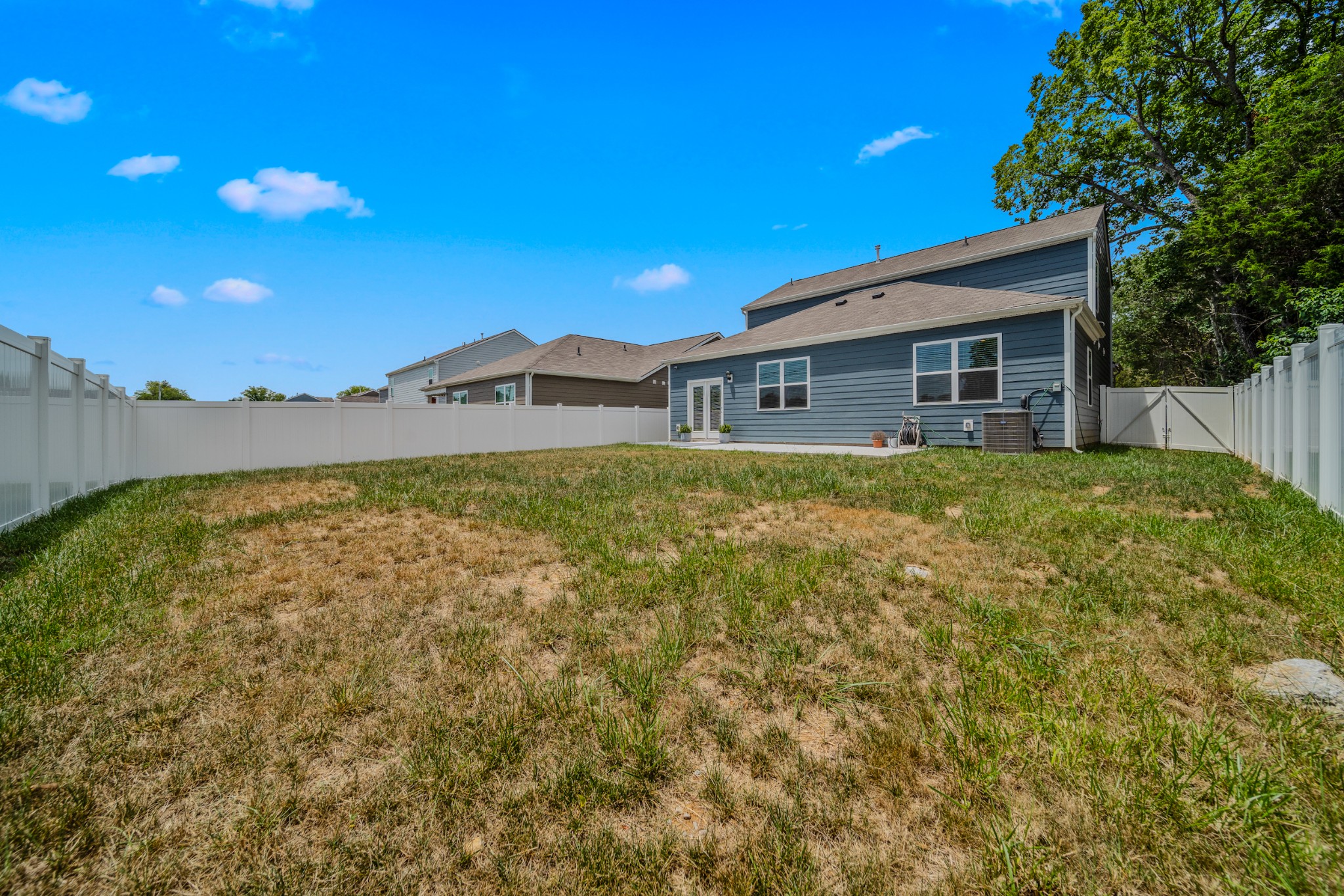 9112 Lusitano Ln
