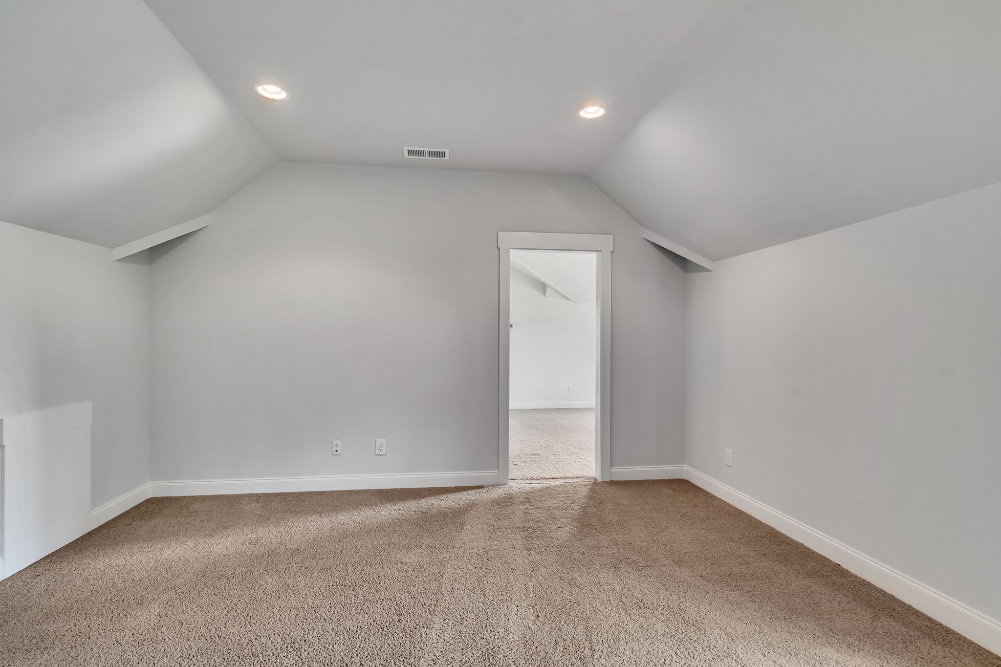 600 Stonewater Blvd