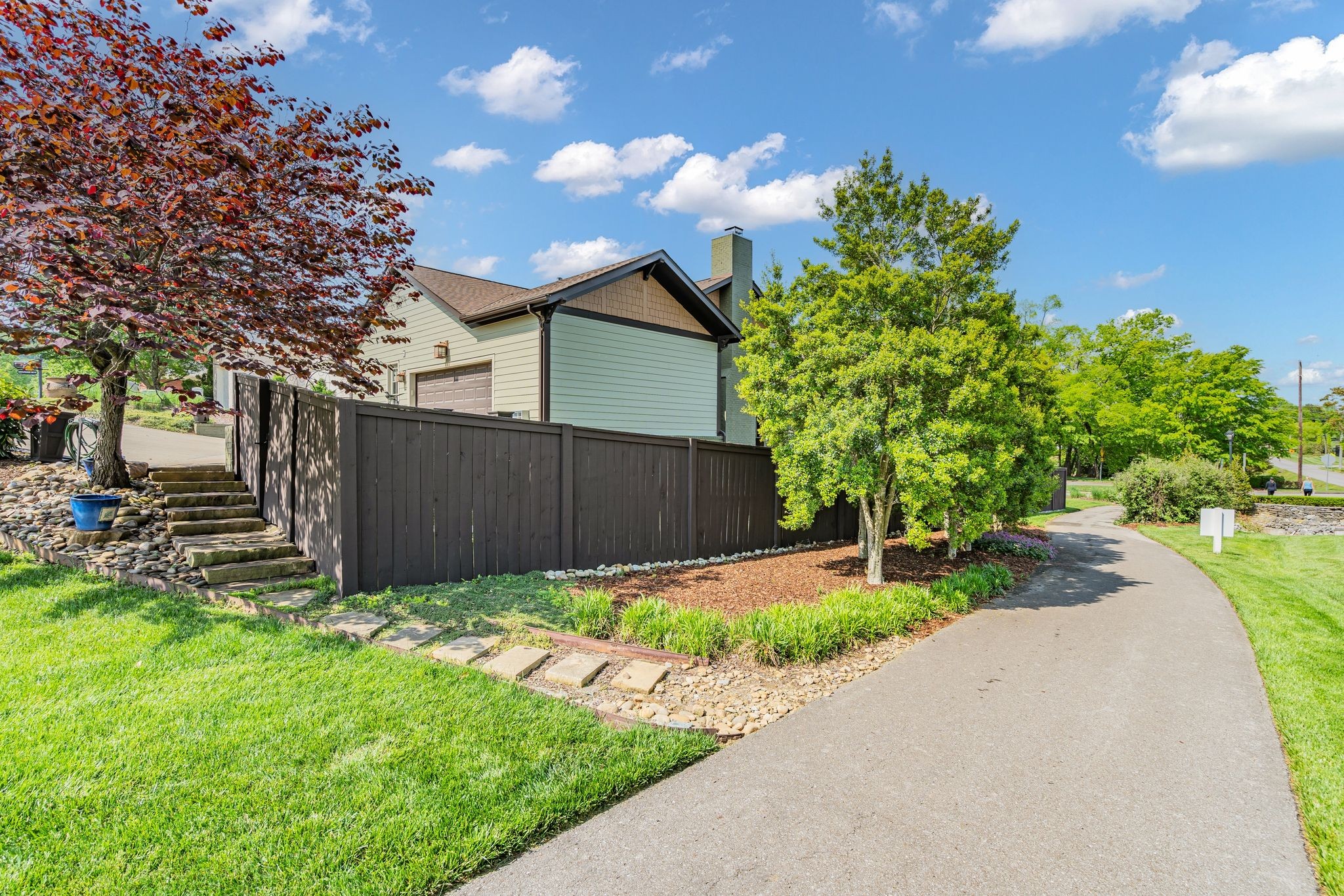 600 Stonewater Blvd