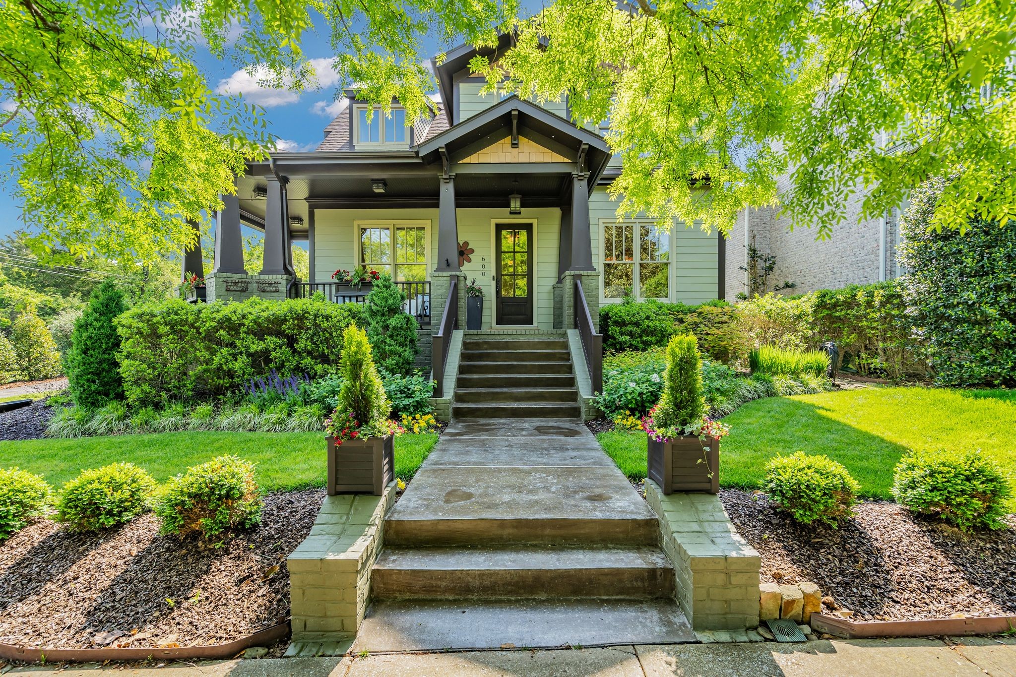 600 Stonewater Blvd