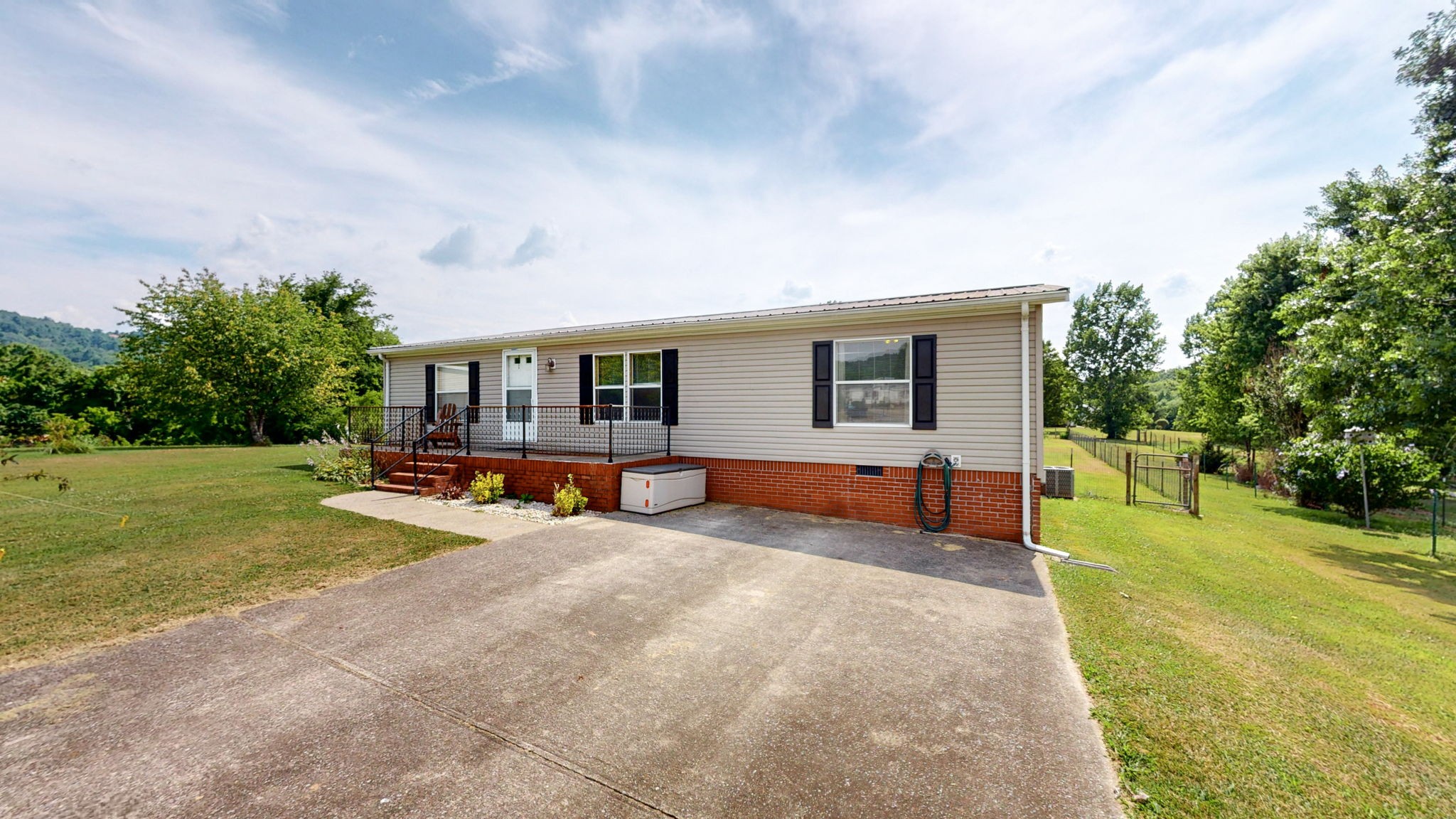 134 Cherokee Dr