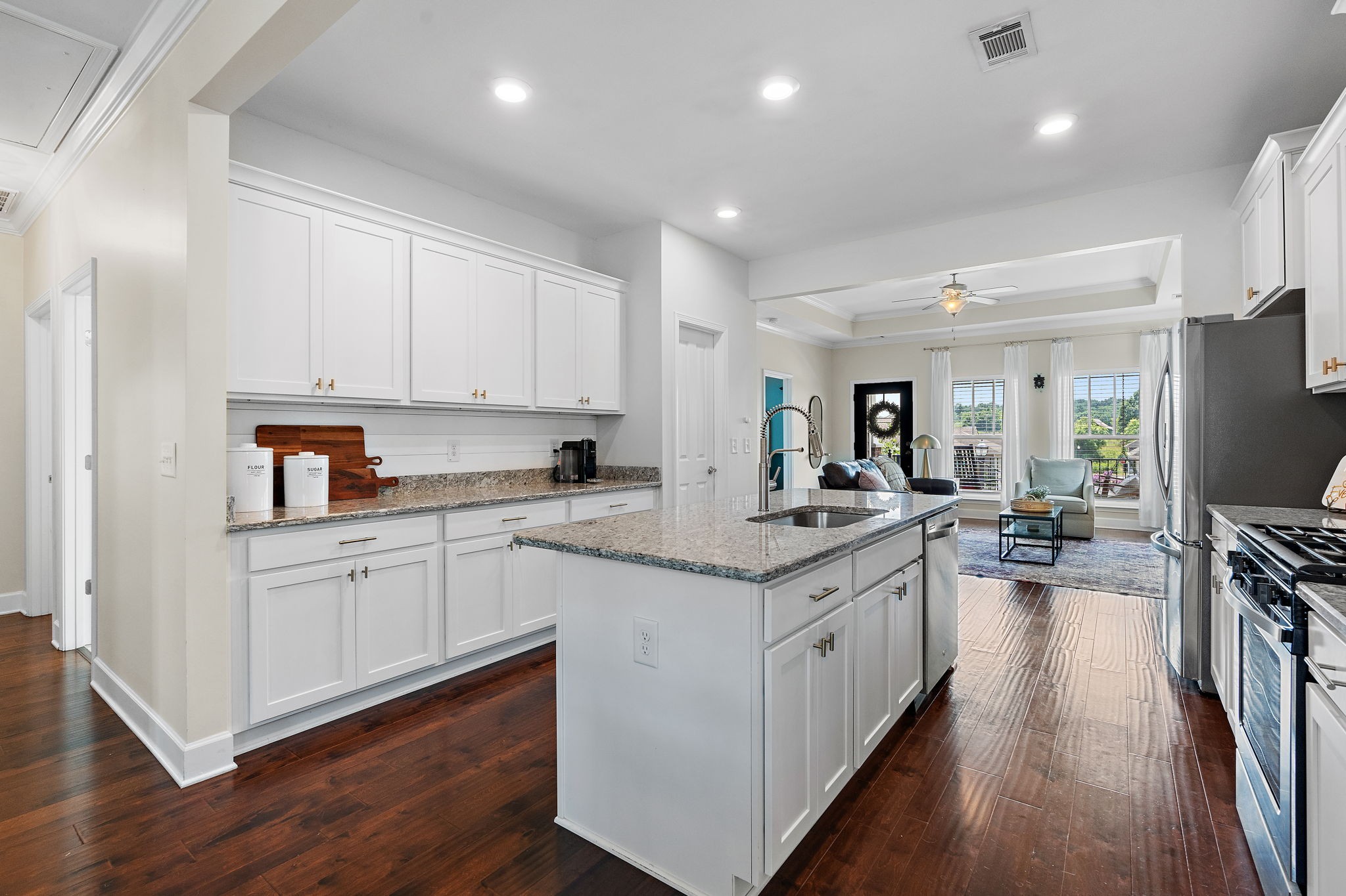 2213 Vineyard Garden Ln