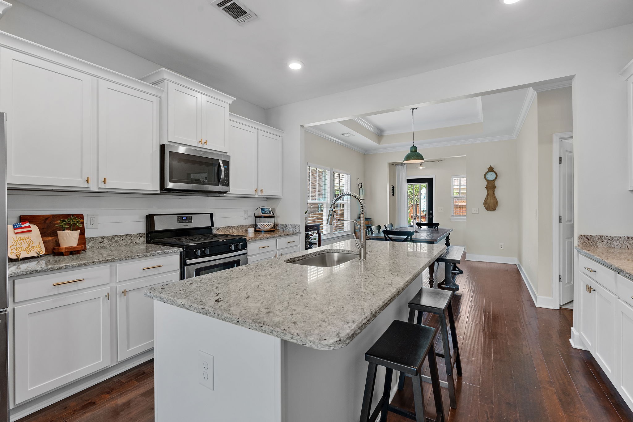 2213 Vineyard Garden Ln