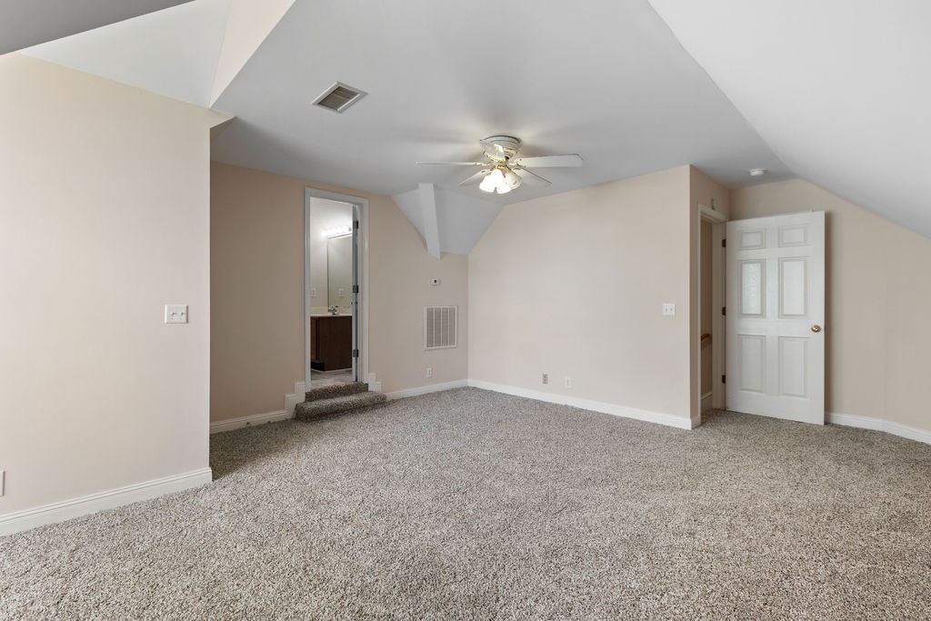 3026 Wessex Dr