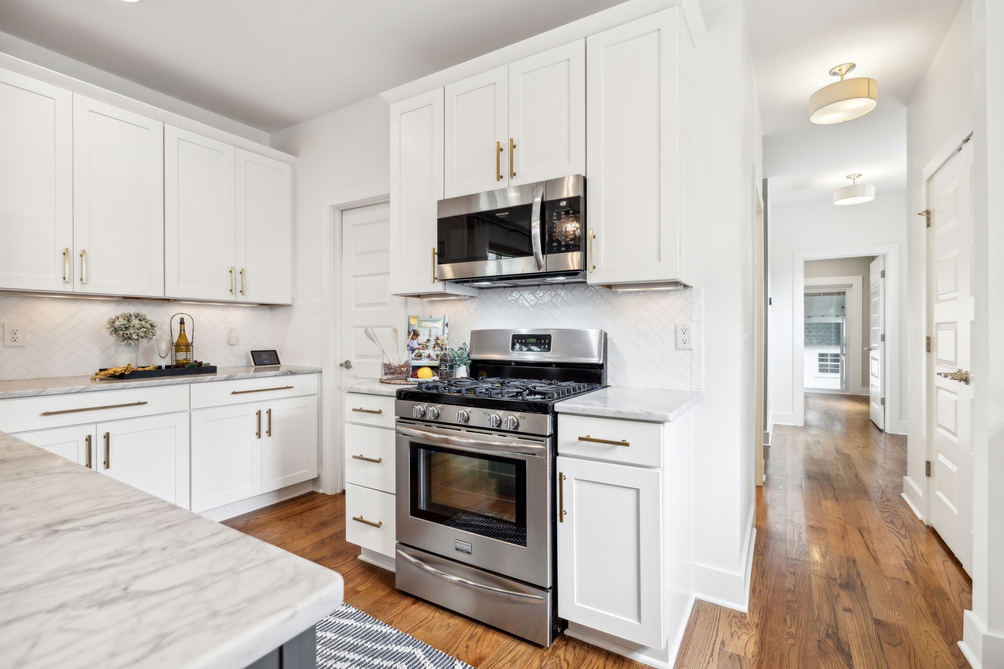 1708 neal ter, N Unit: B