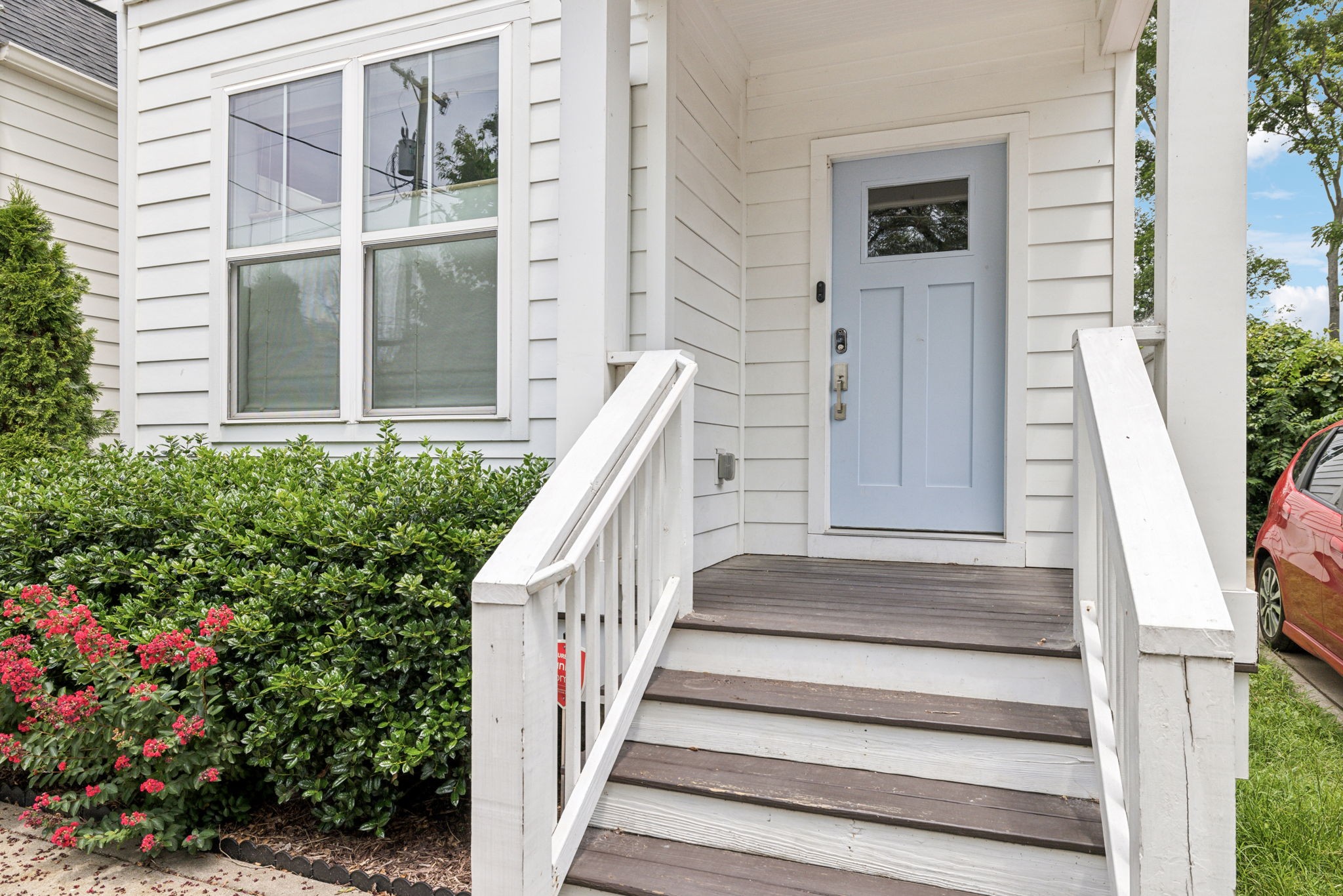 1708 neal ter, N Unit: B