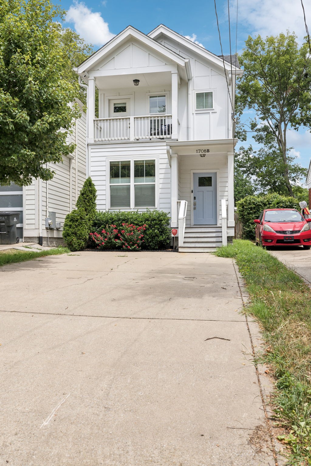 1708 neal ter, N Unit: B