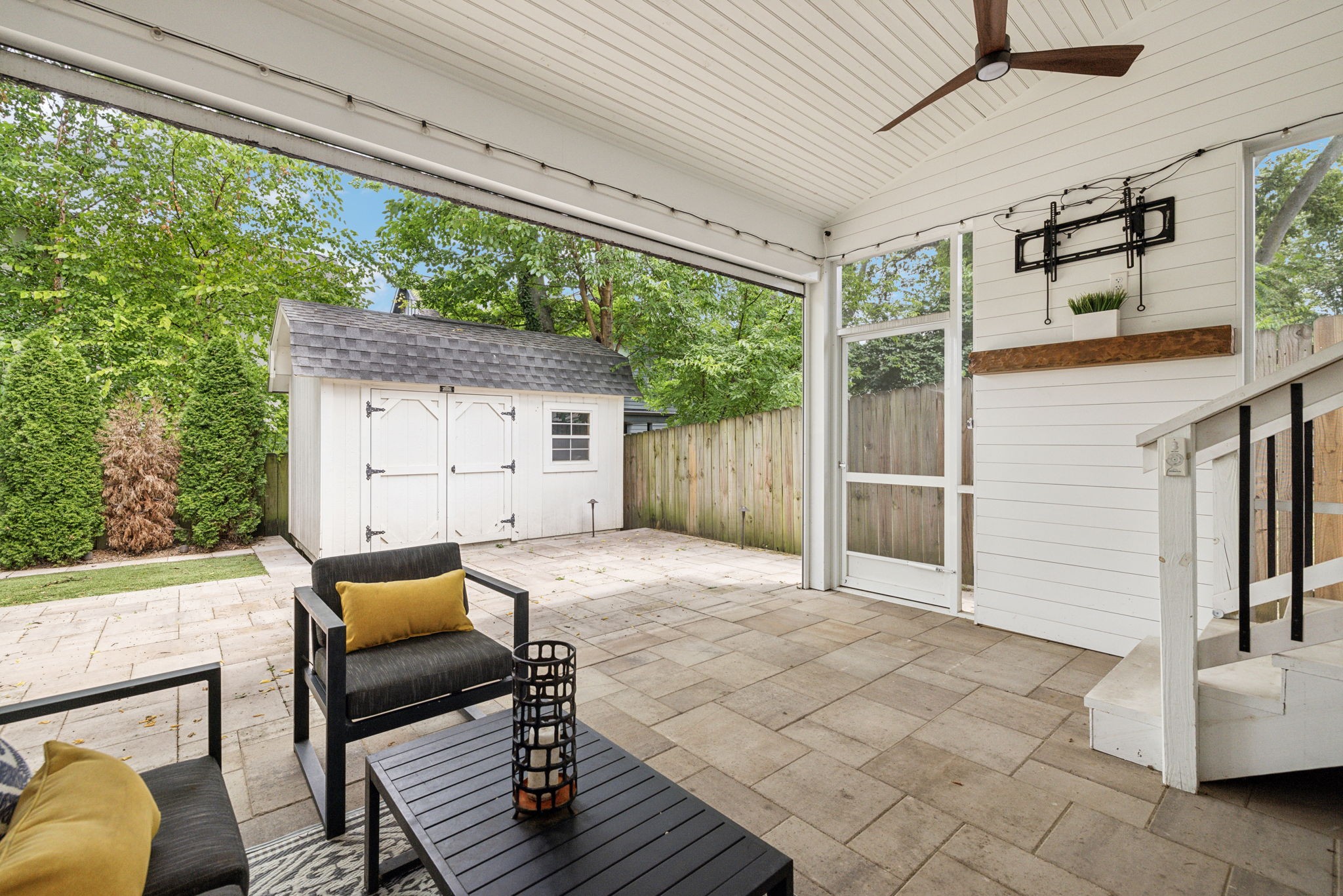 1708 neal ter, N Unit: B