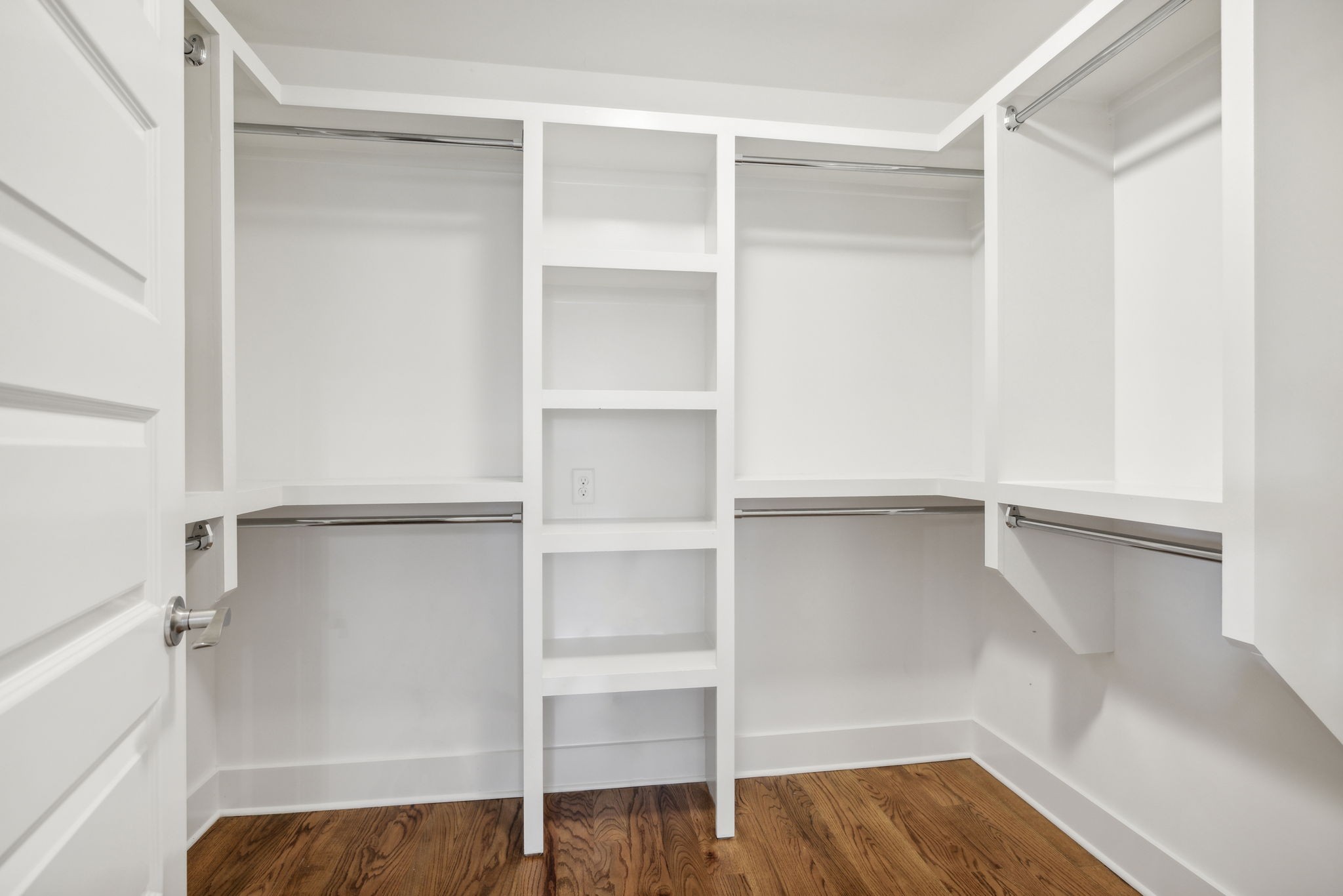 1708 neal ter, N Unit: B