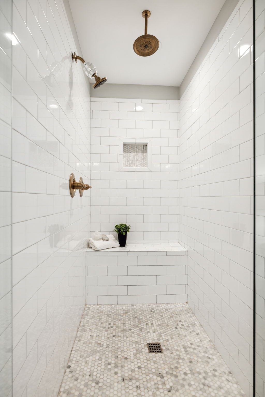 1708 neal ter, N Unit: B