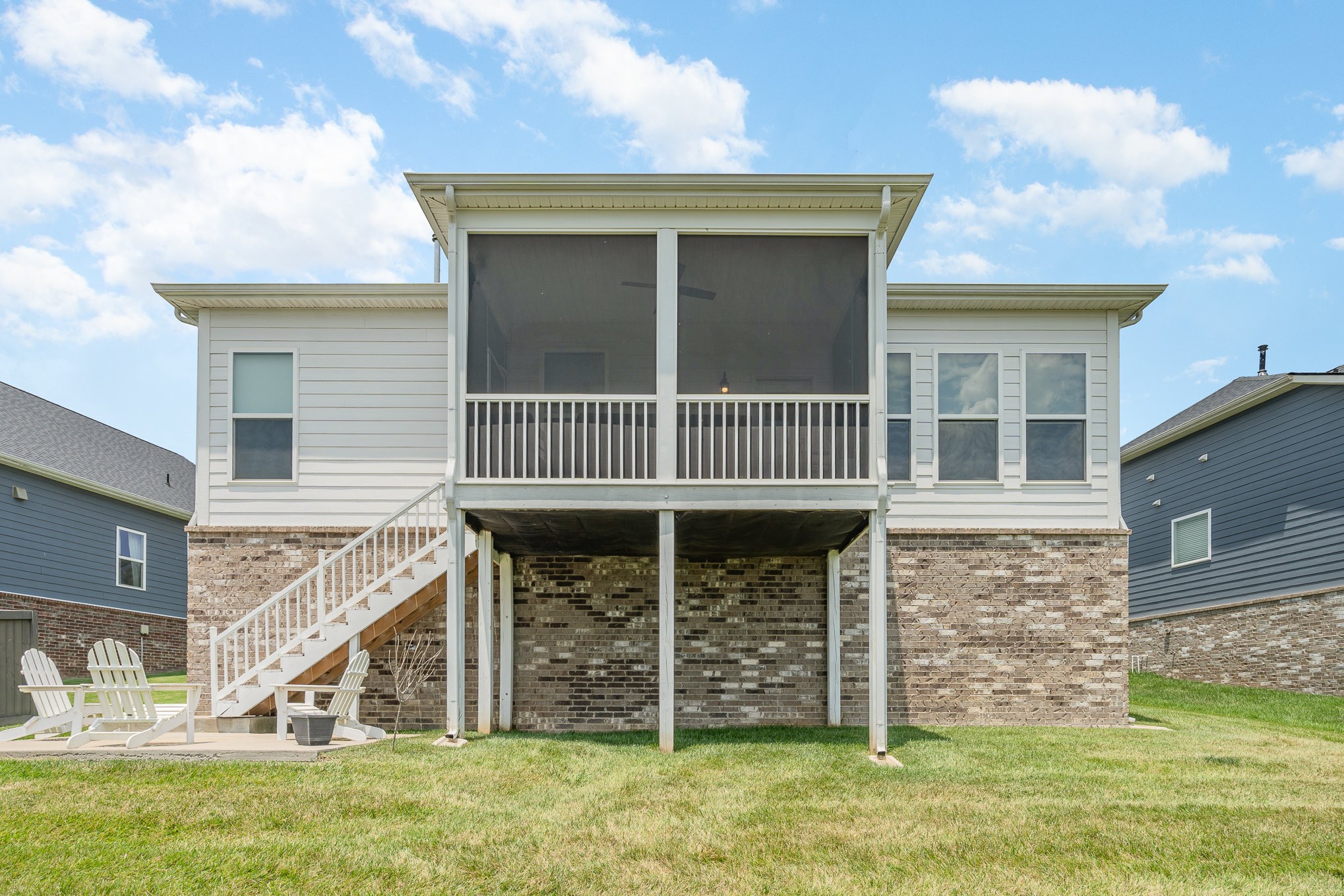 542 Crutcher Ct