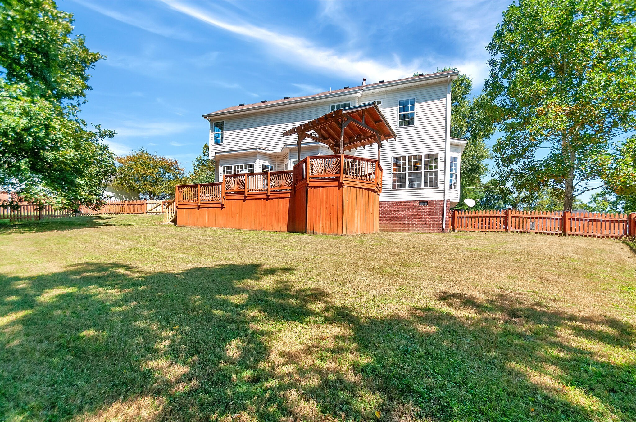 7142 Kingwood Blvd