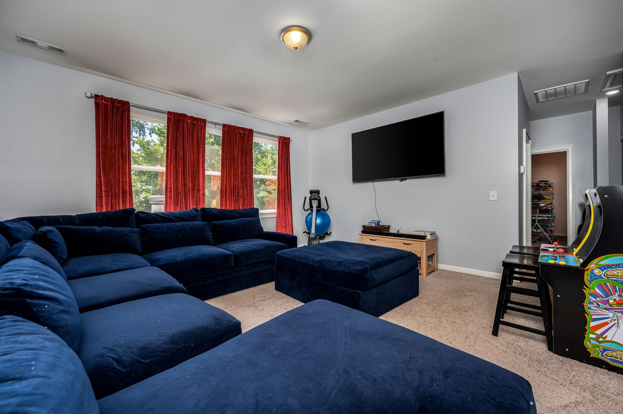 5246 Starnes Dr