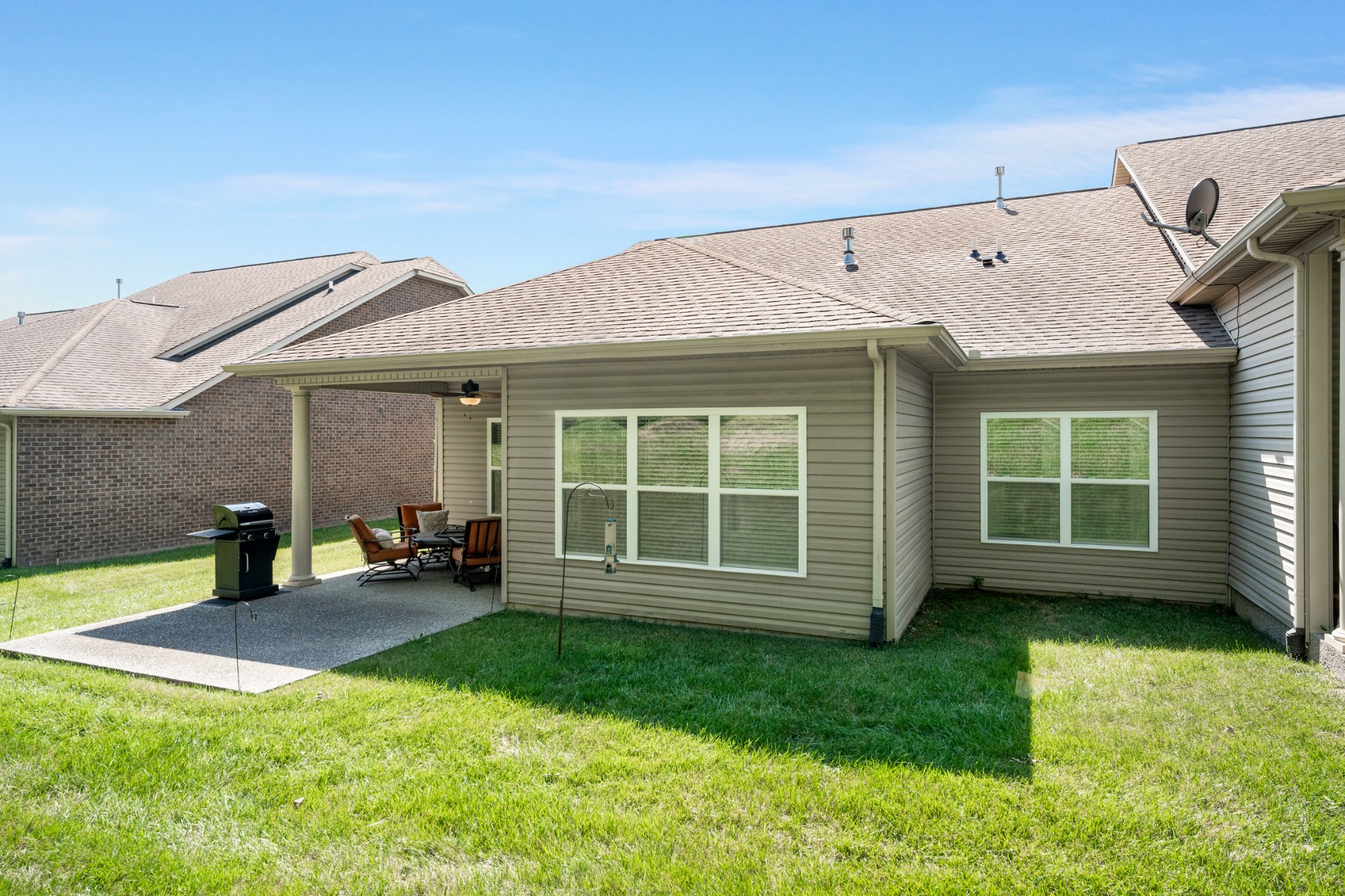 414 Stonegate Dr