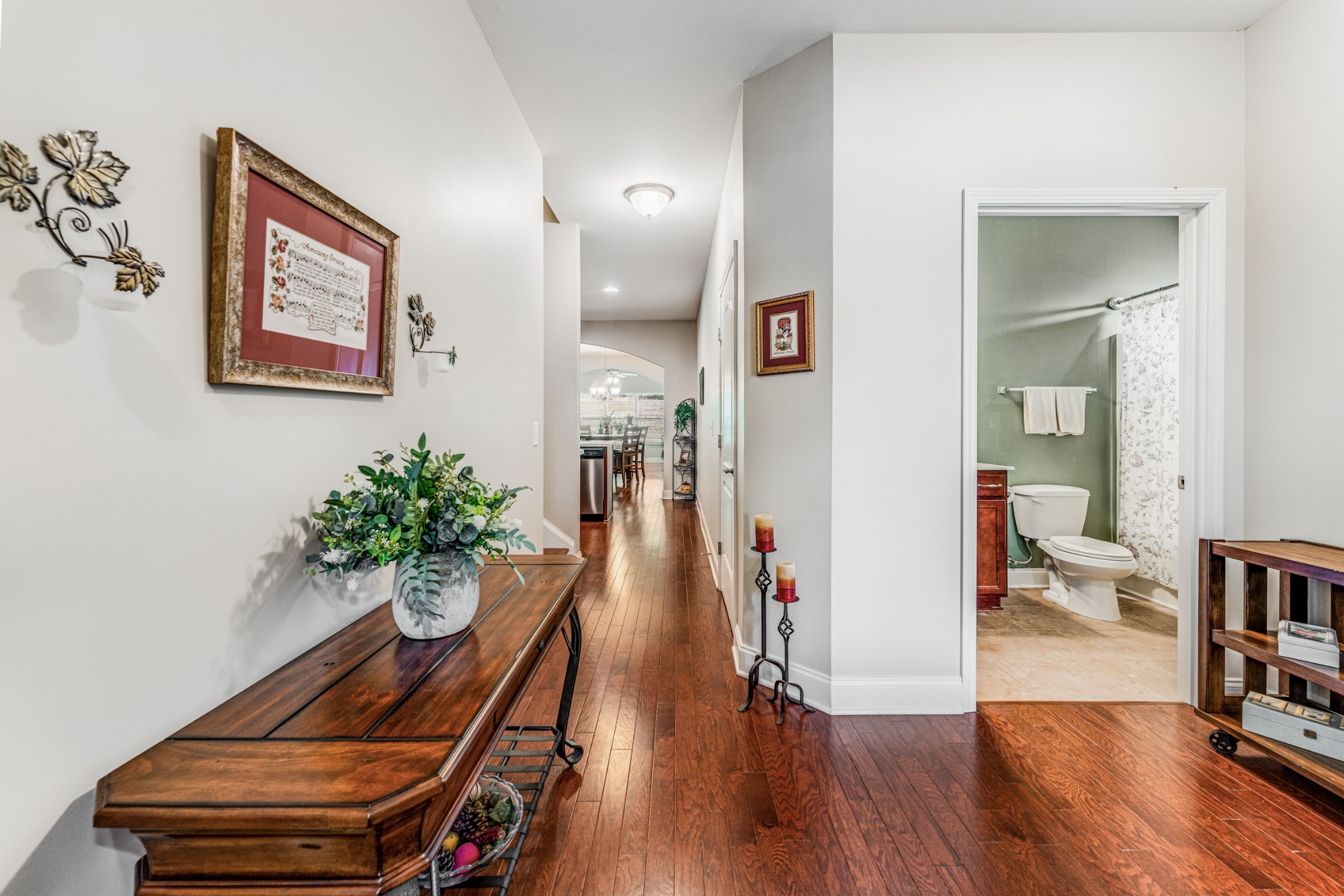 414 Stonegate Dr
