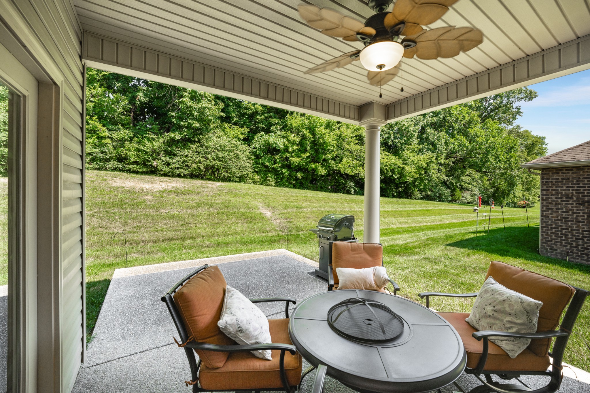 414 Stonegate Dr