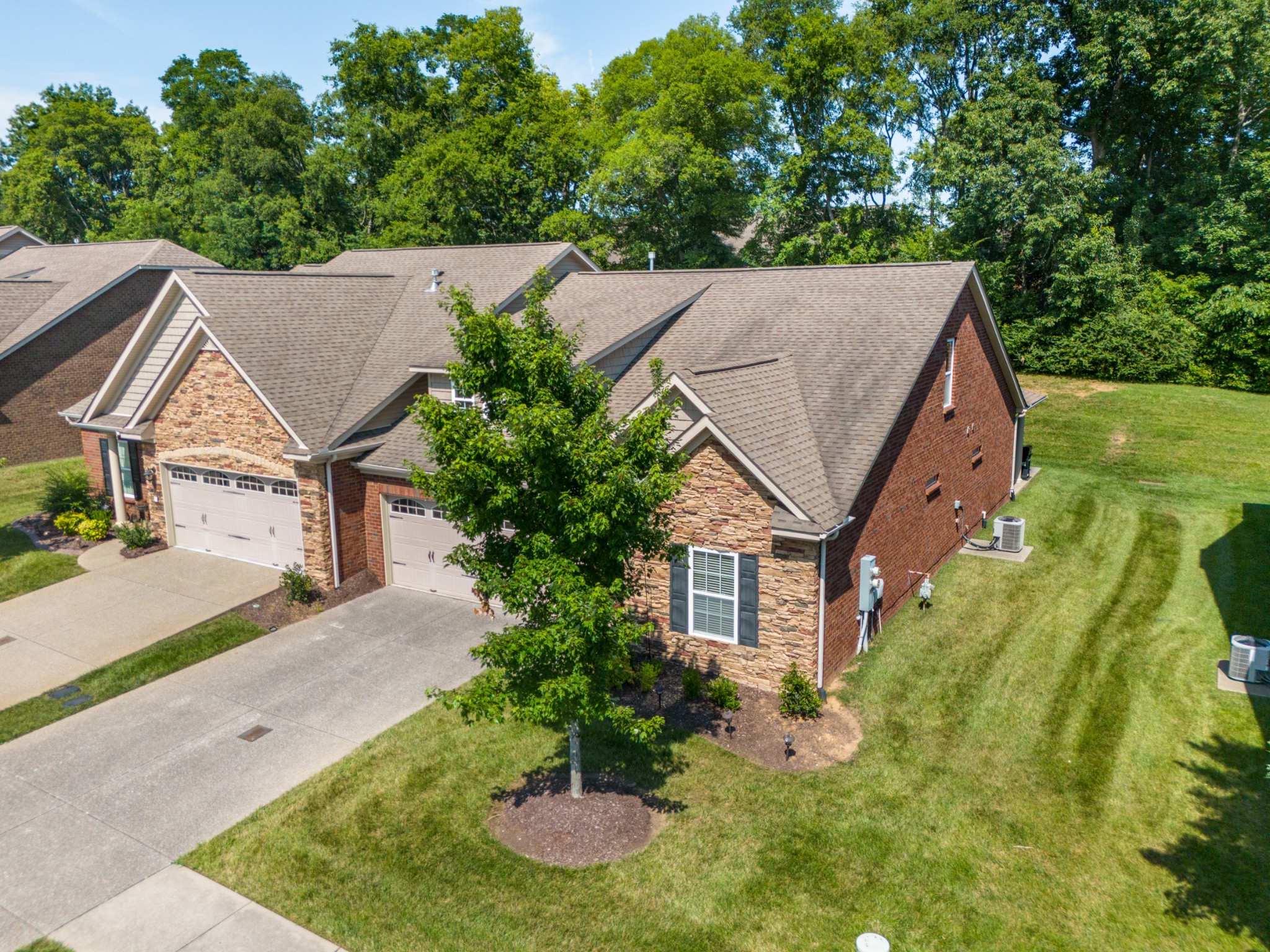 414 Stonegate Dr