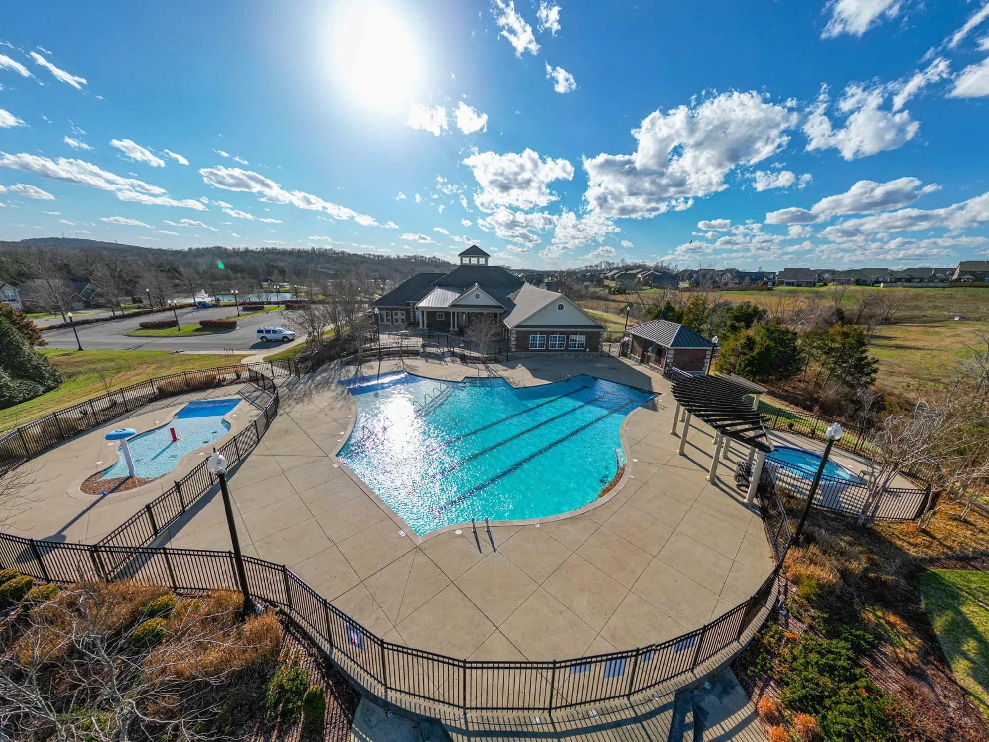 414 Stonegate Dr