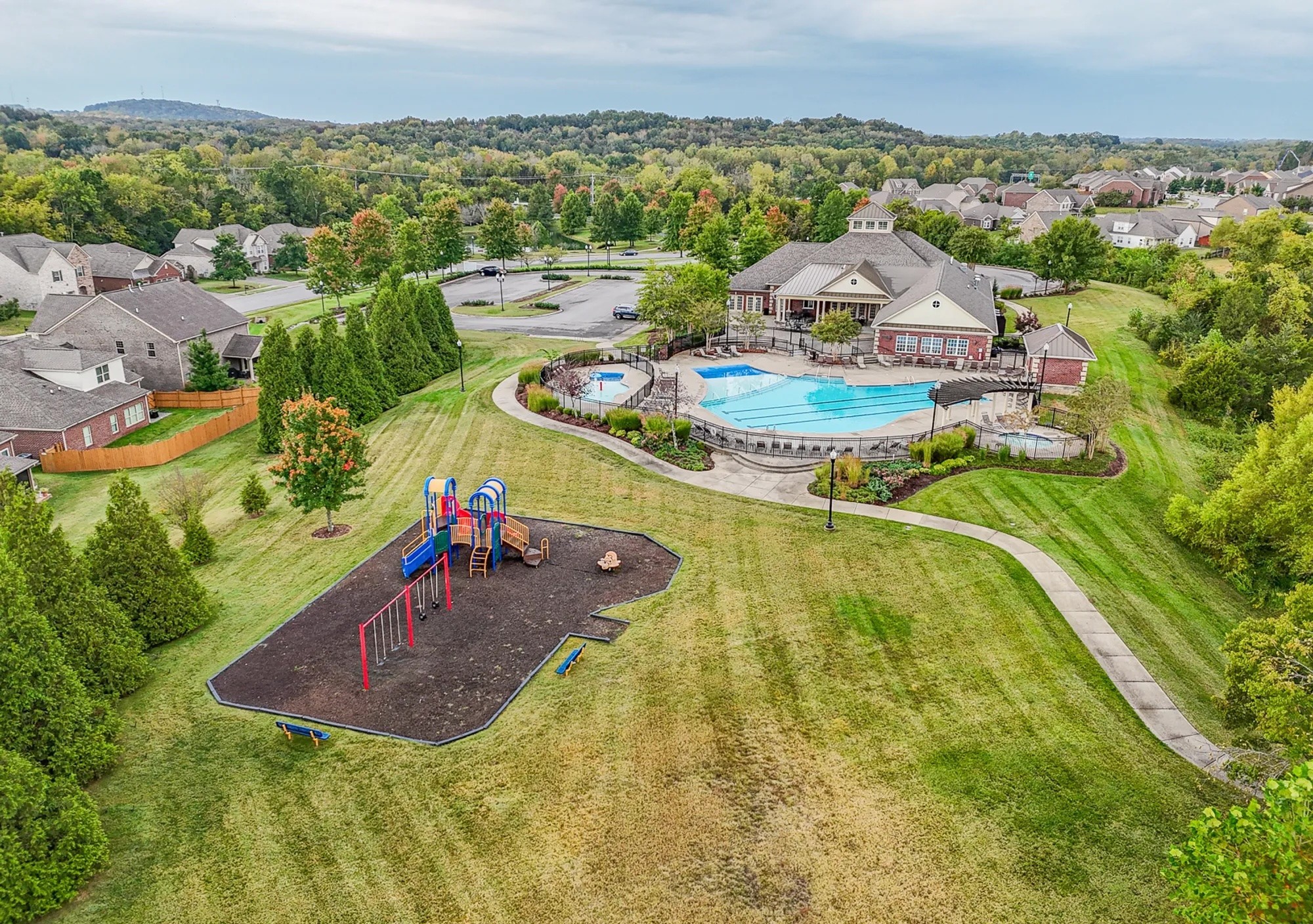 414 Stonegate Dr
