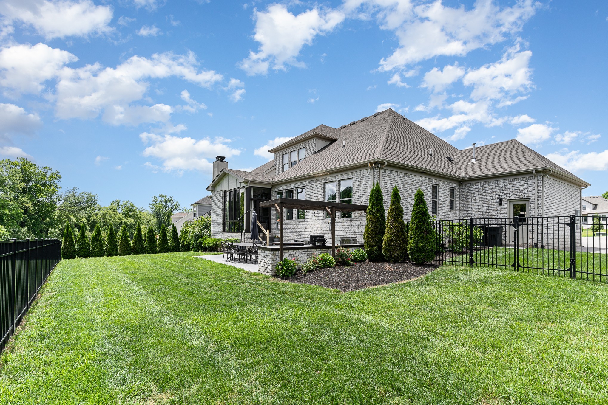 4613 Majestic Meadows Dr