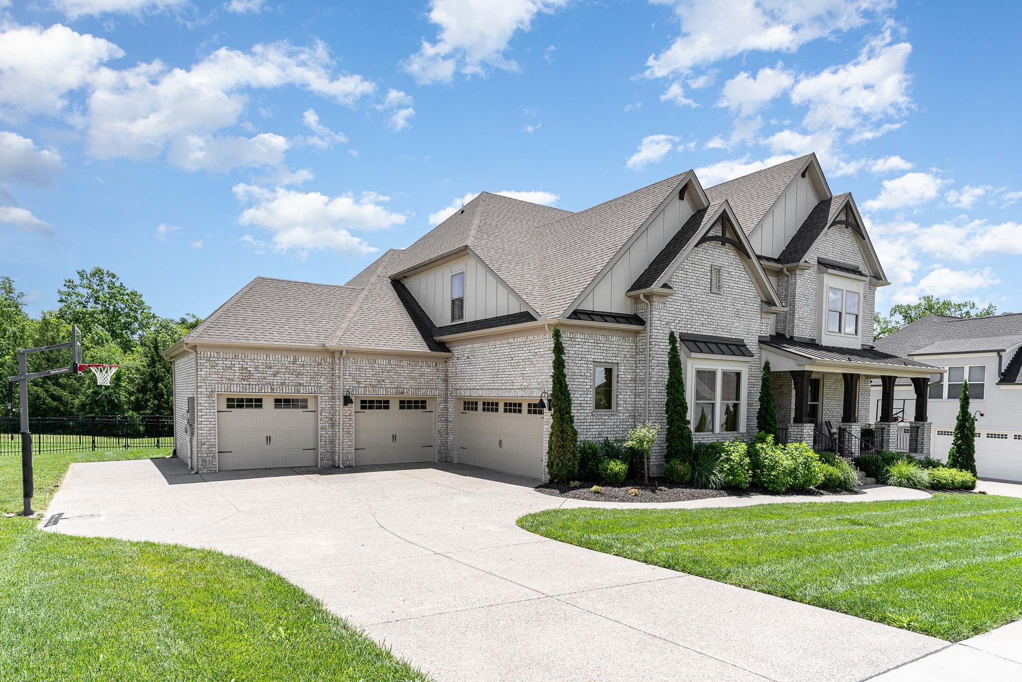 4613 Majestic Meadows Dr