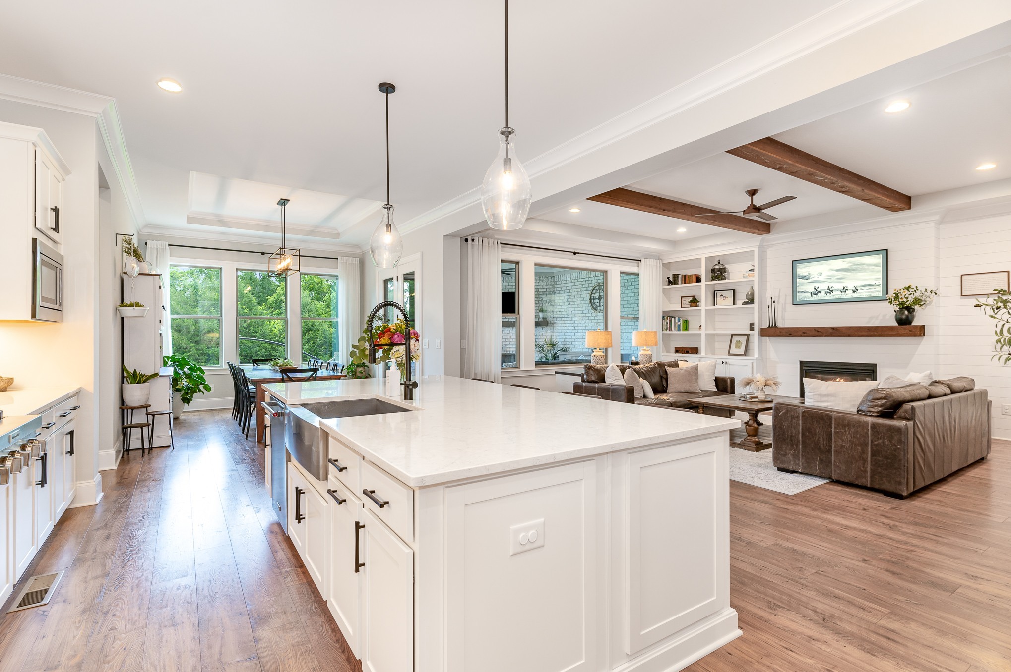 4613 Majestic Meadows Dr