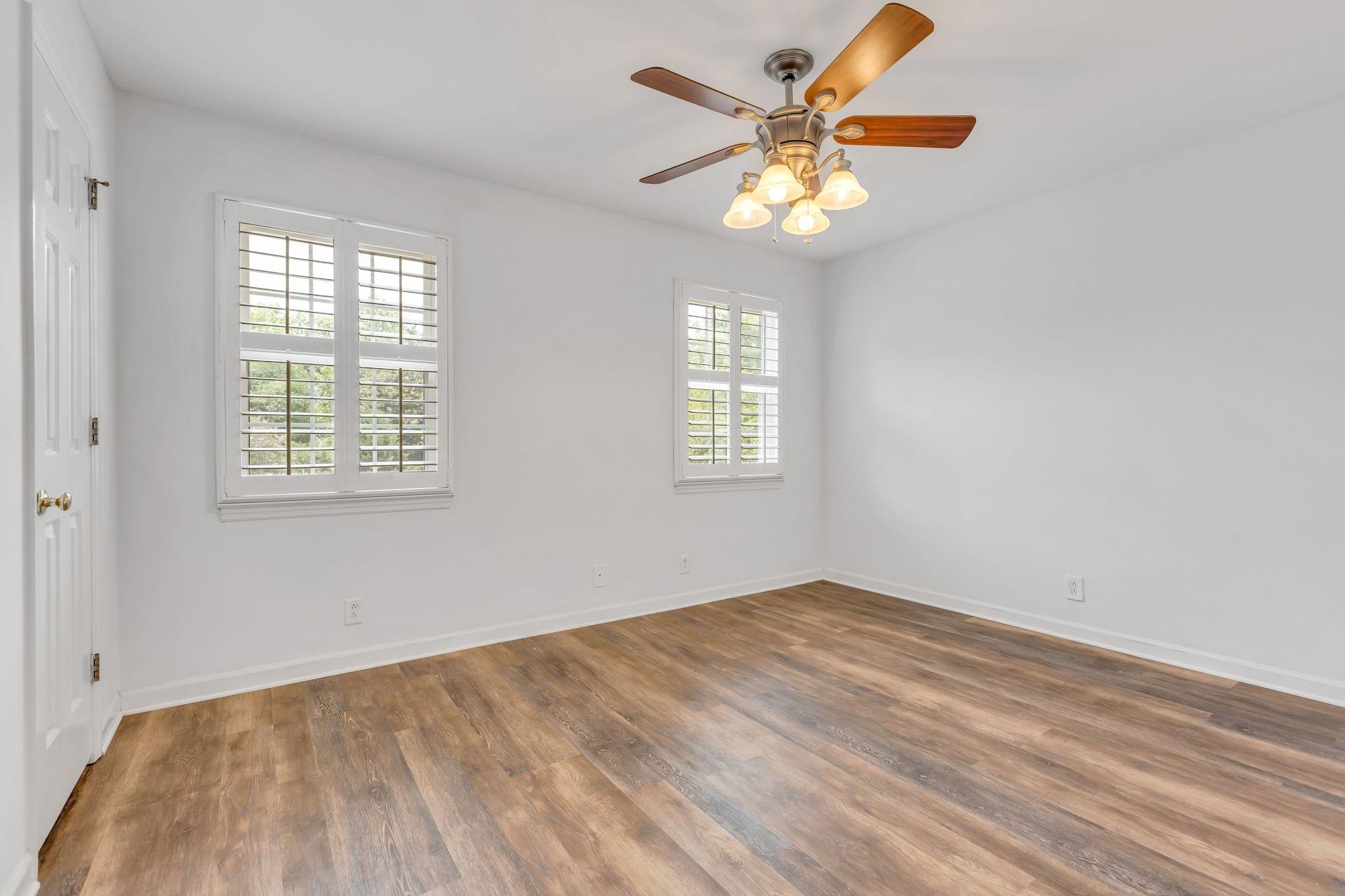 404 Barnwood Ct