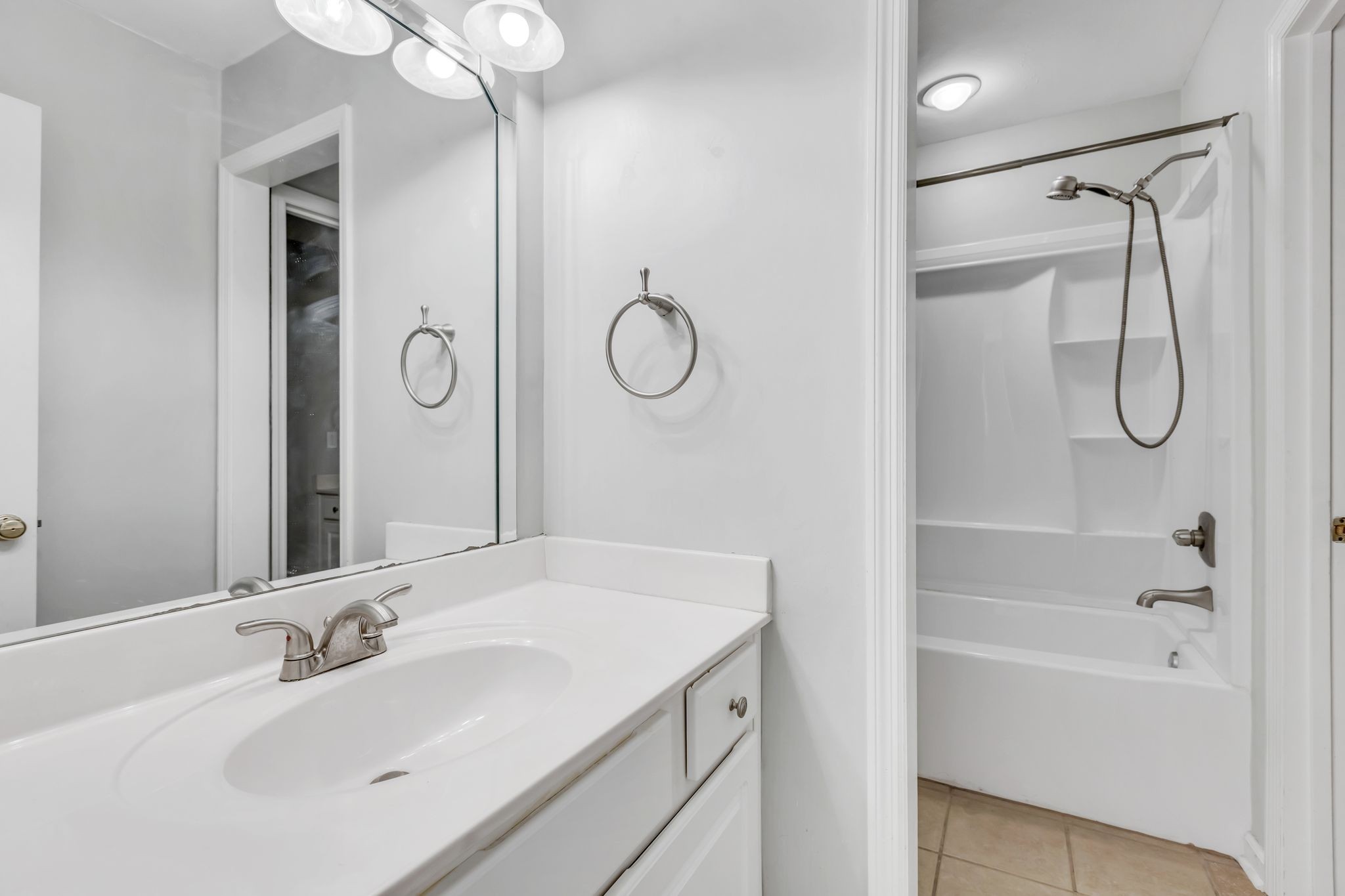 404 Barnwood Ct