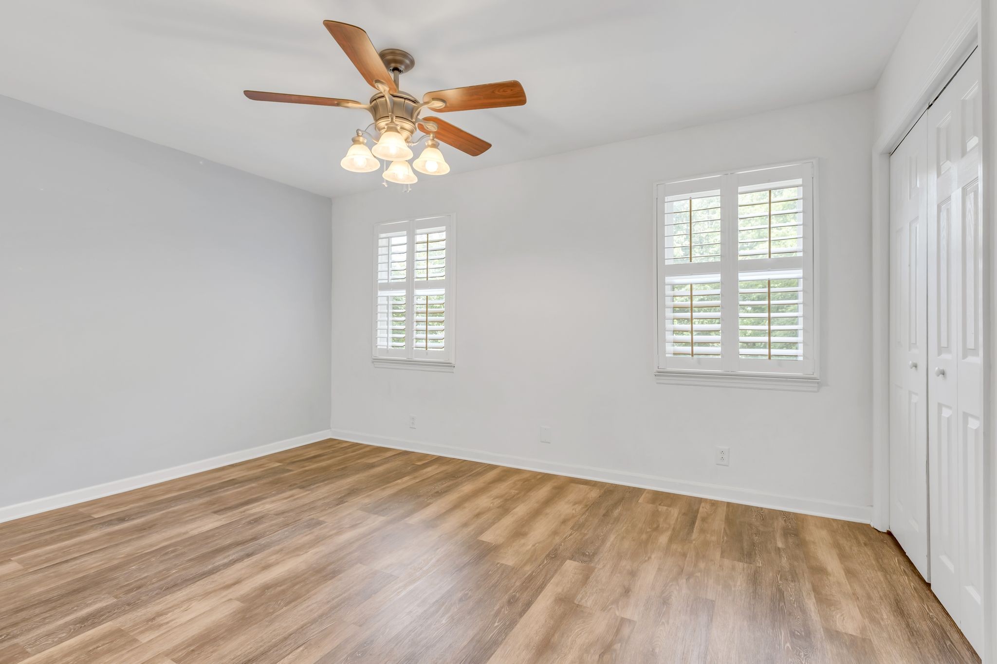404 Barnwood Ct
