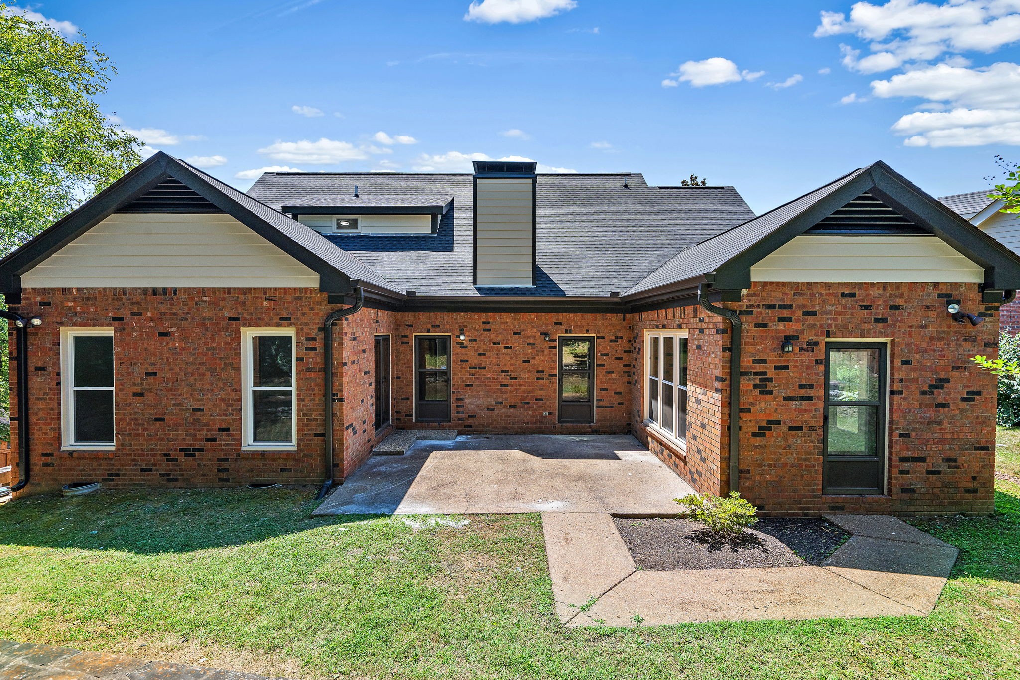 7416 River Park Drive