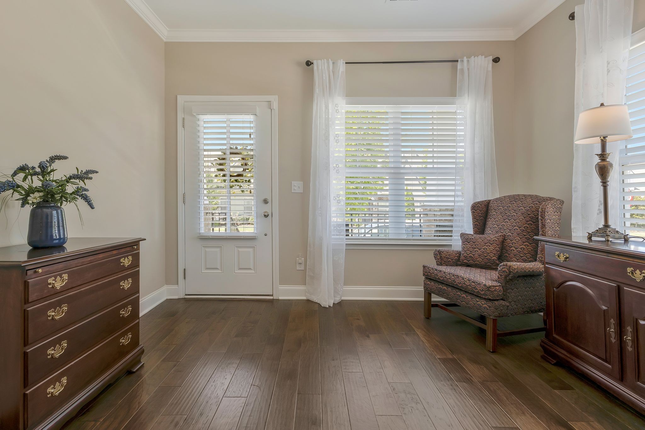 621 Weybridge Dr