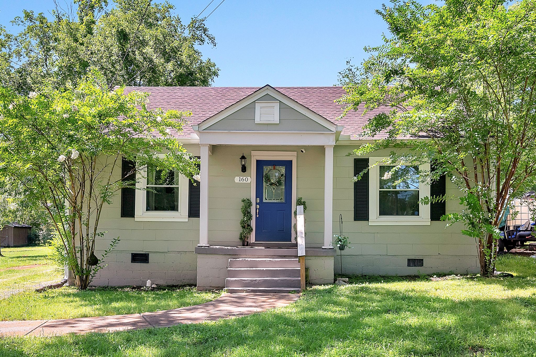 160 Harrington Ave