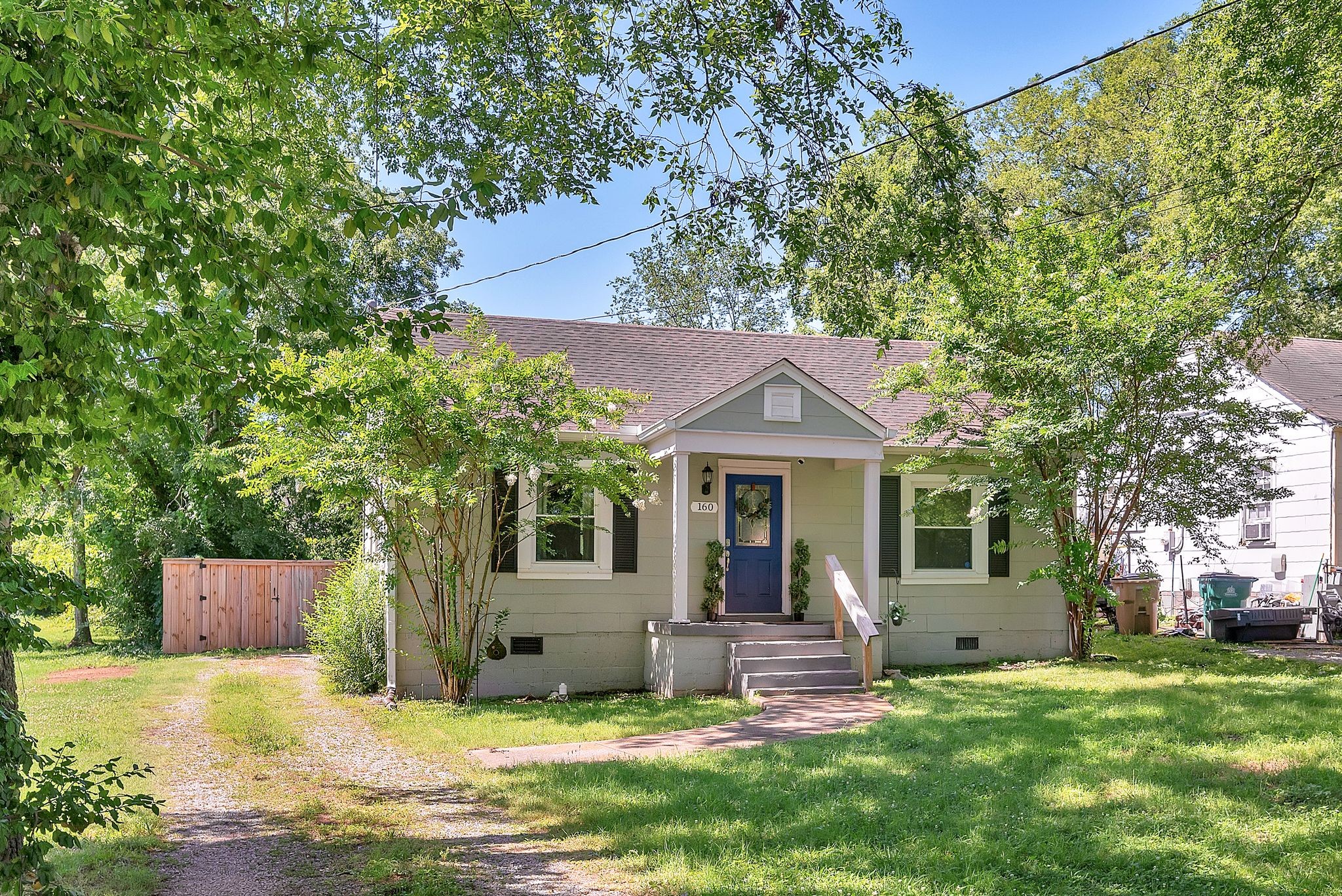 160 Harrington Ave