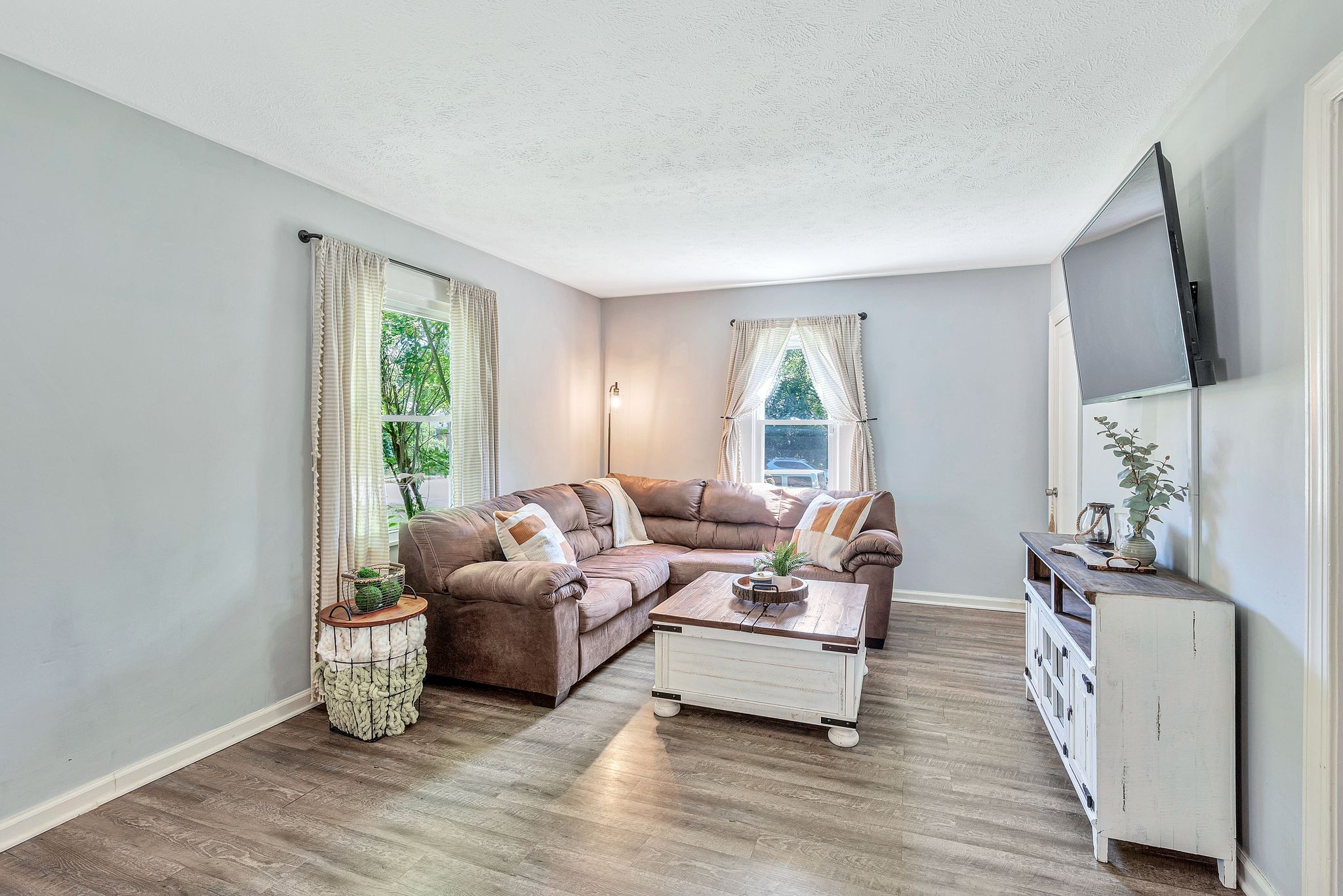 160 Harrington Ave