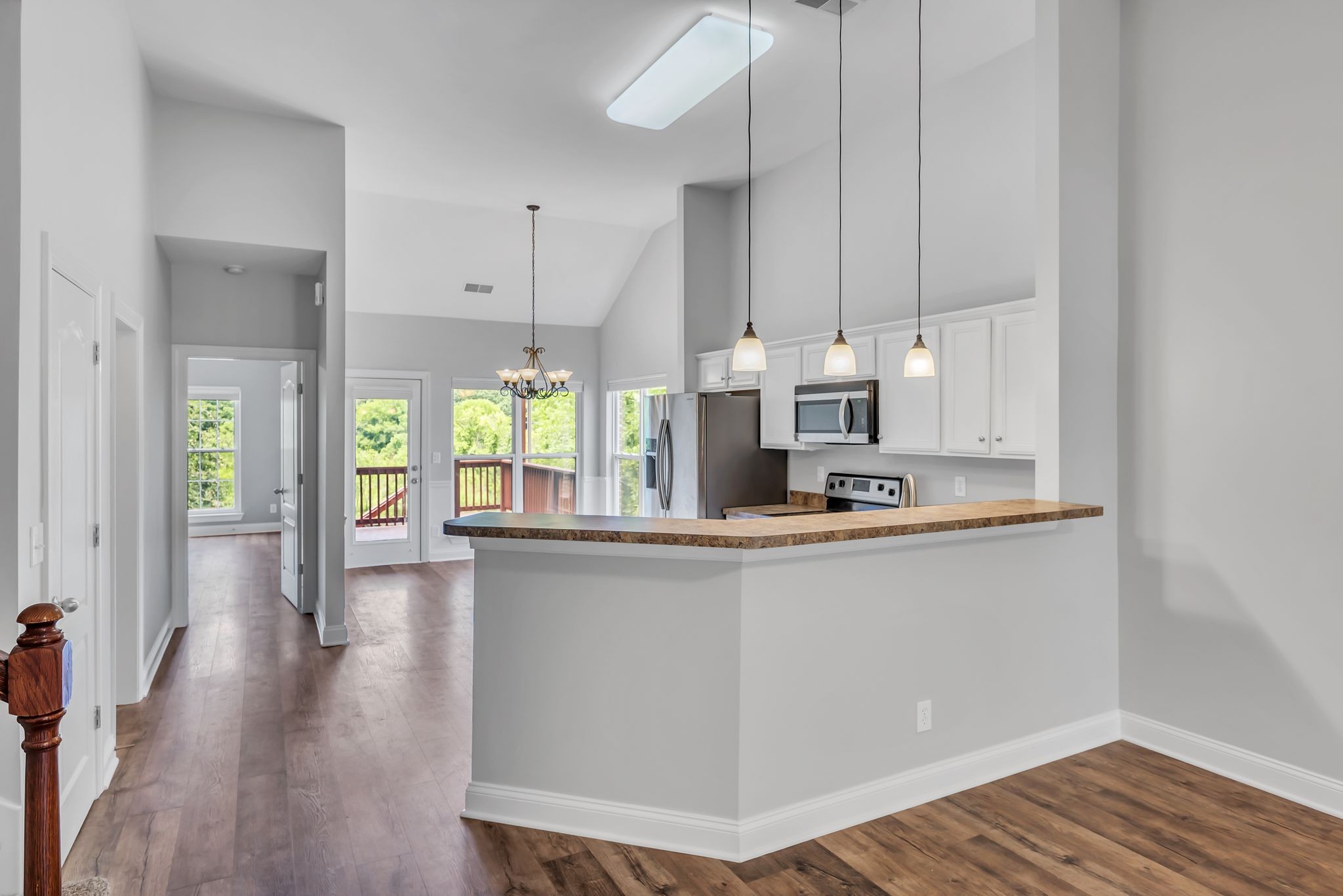 7143 Riverfront Dr