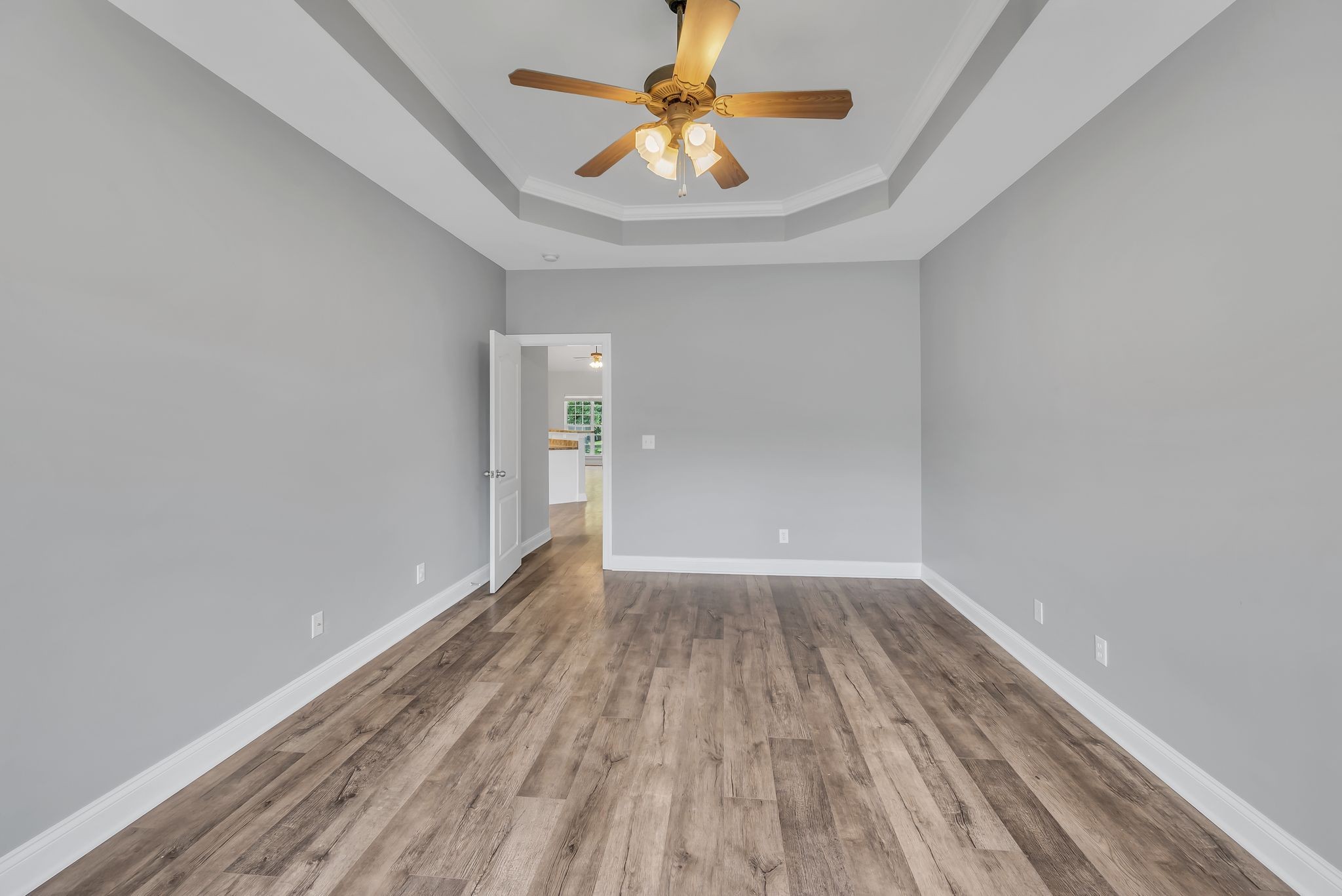 7143 Riverfront Dr
