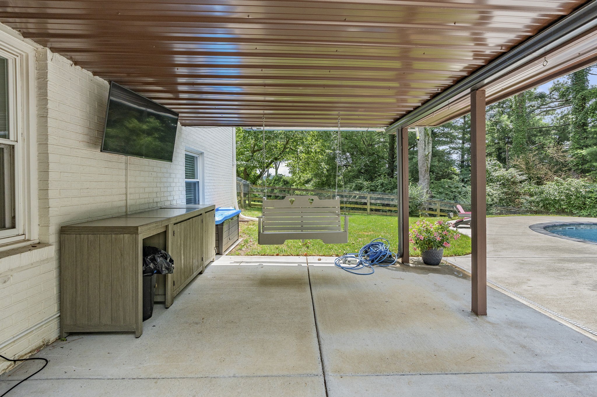 5709 Shetland Court
