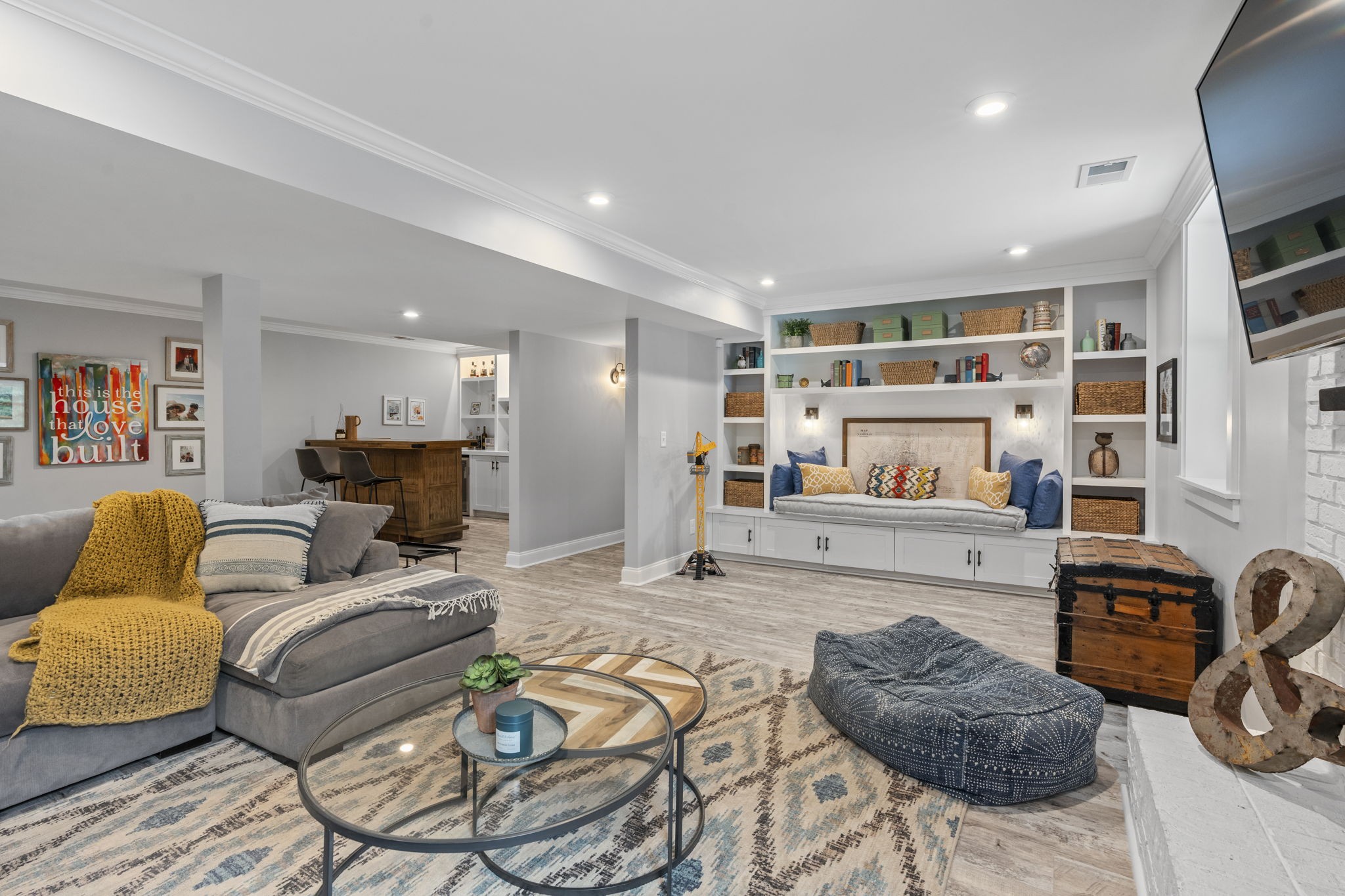 5709 Shetland Court