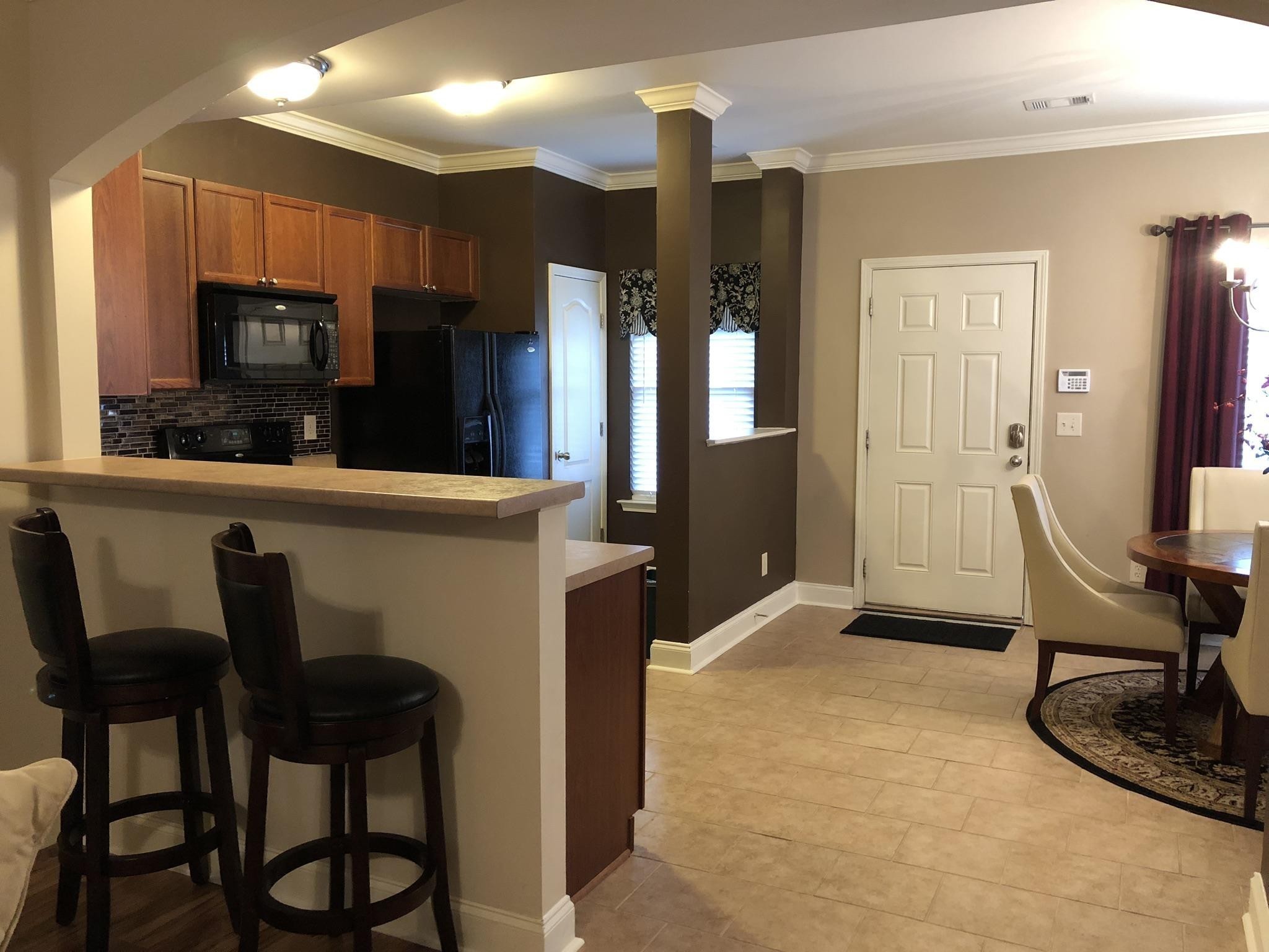 735 Tulip Grove Rd Unit: 214