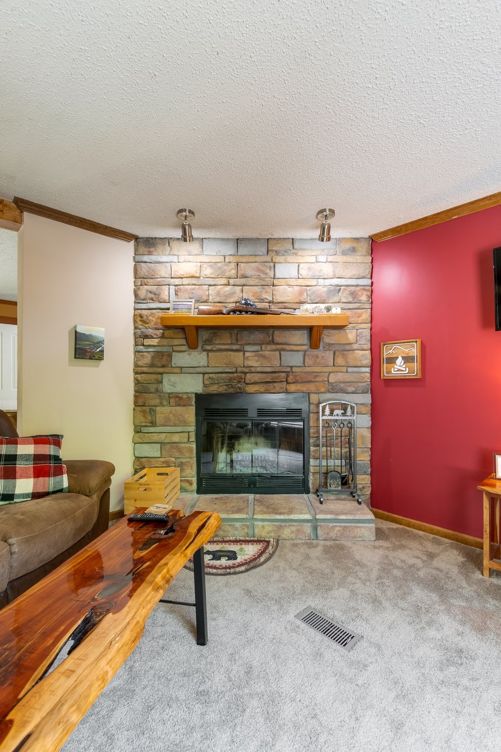 4312 Bernard Rd