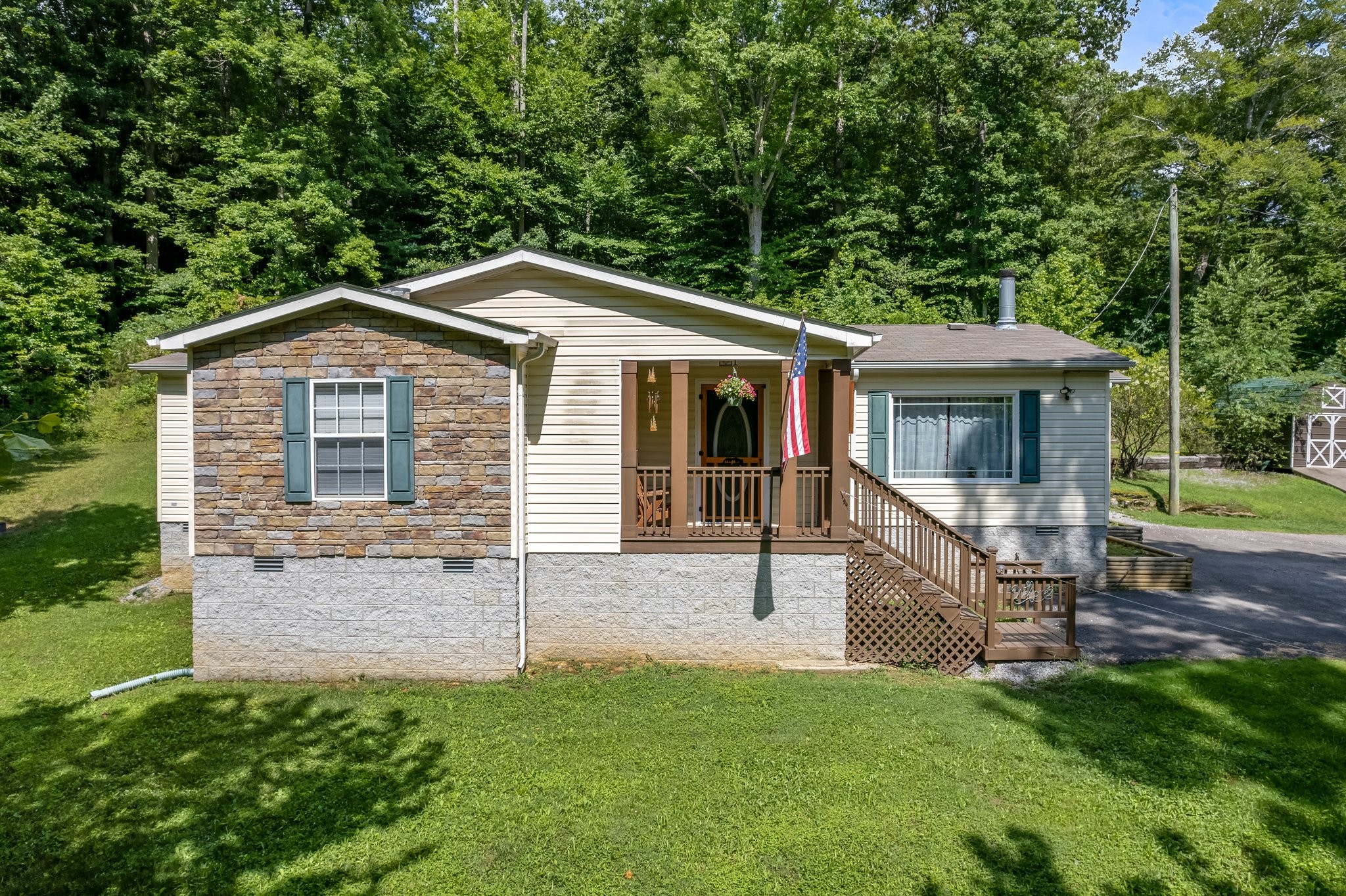 4312 Bernard Rd