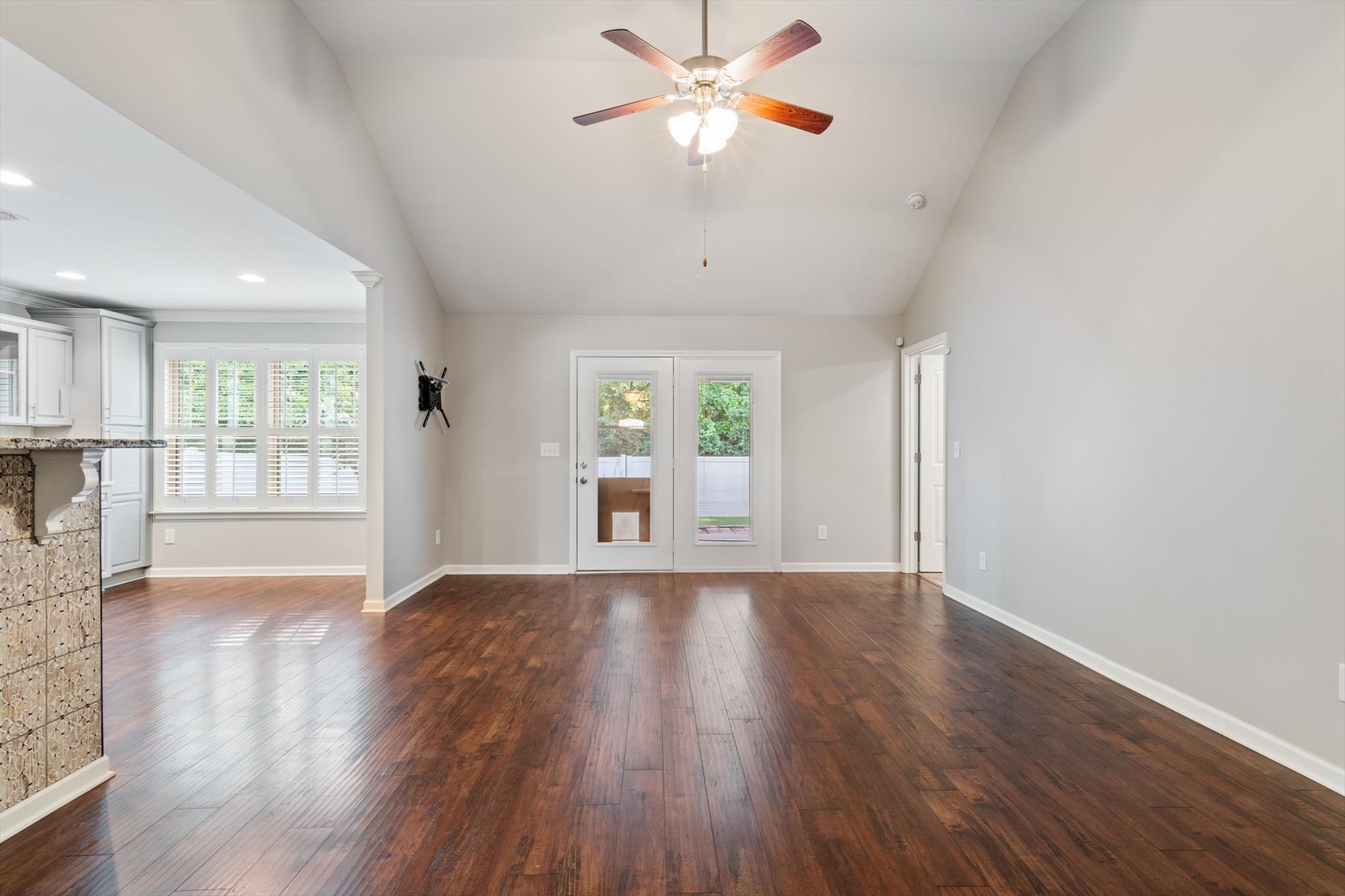 523 High Echelon Cir