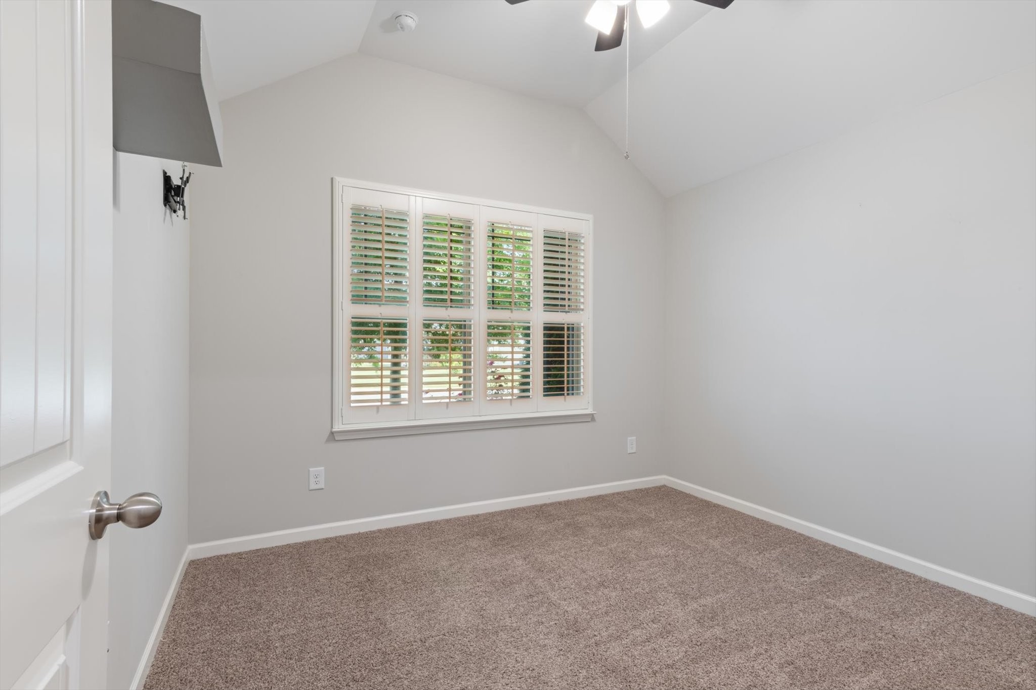 523 High Echelon Cir