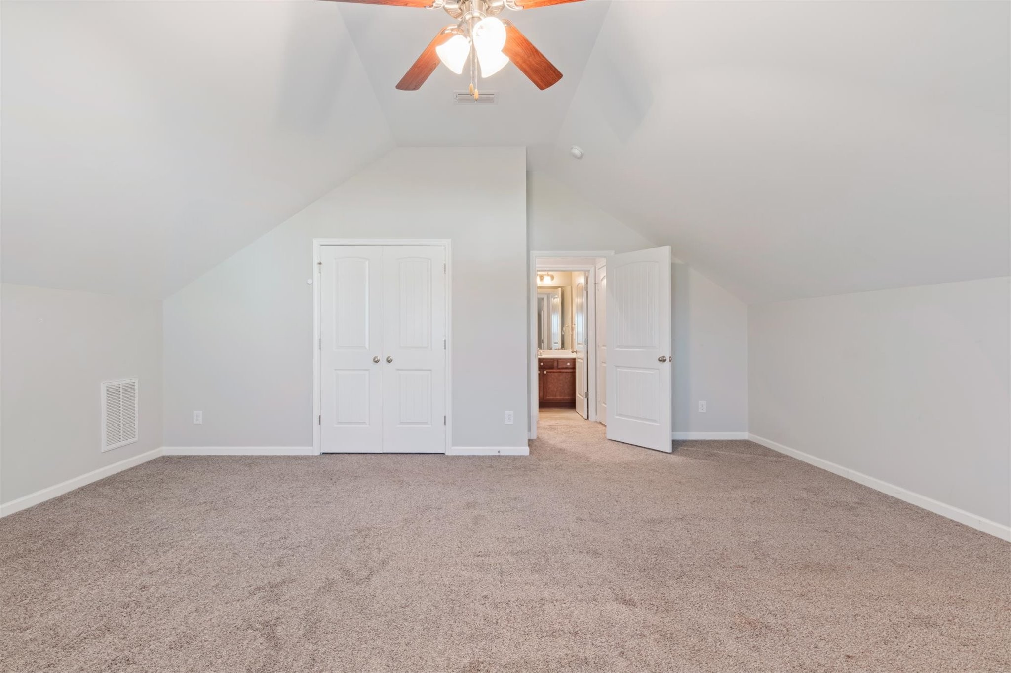 523 High Echelon Cir